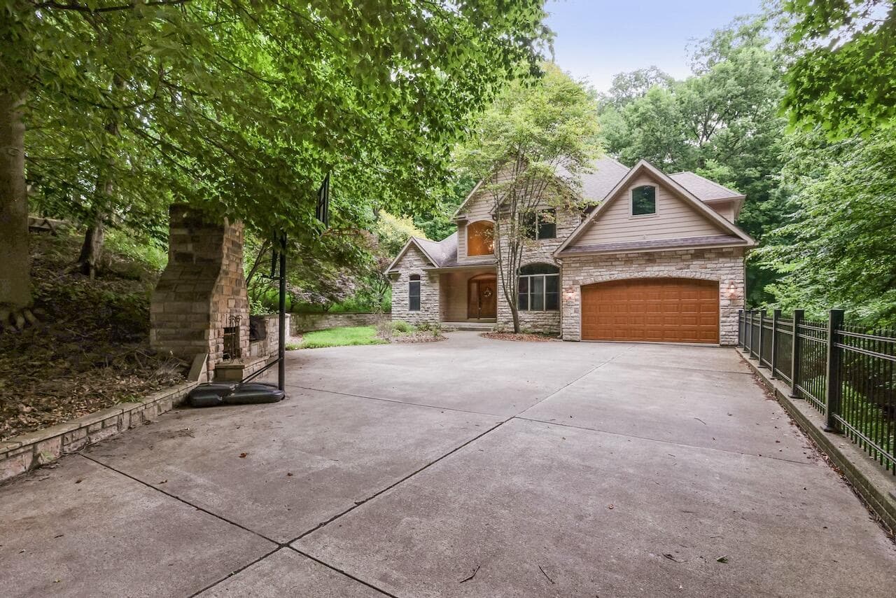 256 Pinehurst Drive, Granville, OH 43023