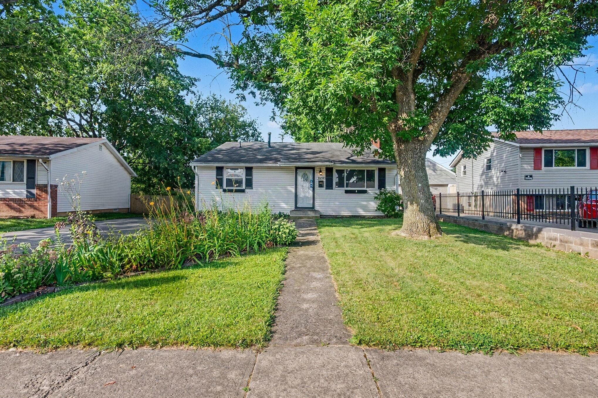 3859 Briggs Road, Columbus, OH 43228