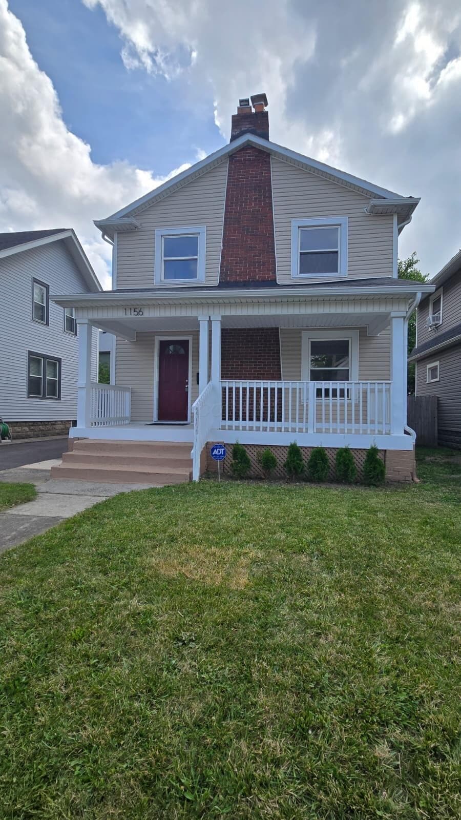 1156 S Champion Avenue, Columbus, OH 43206