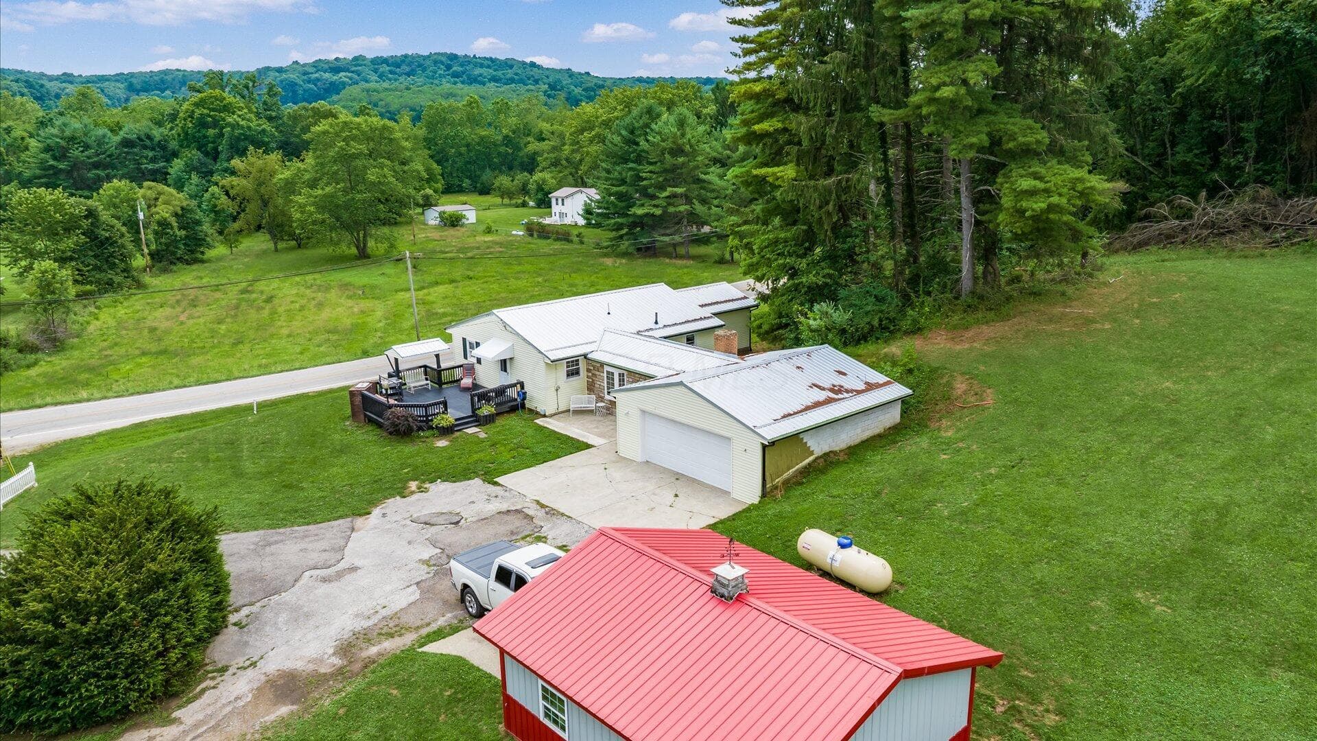 6333 Fallsburg Road NE, Newark, OH 43055