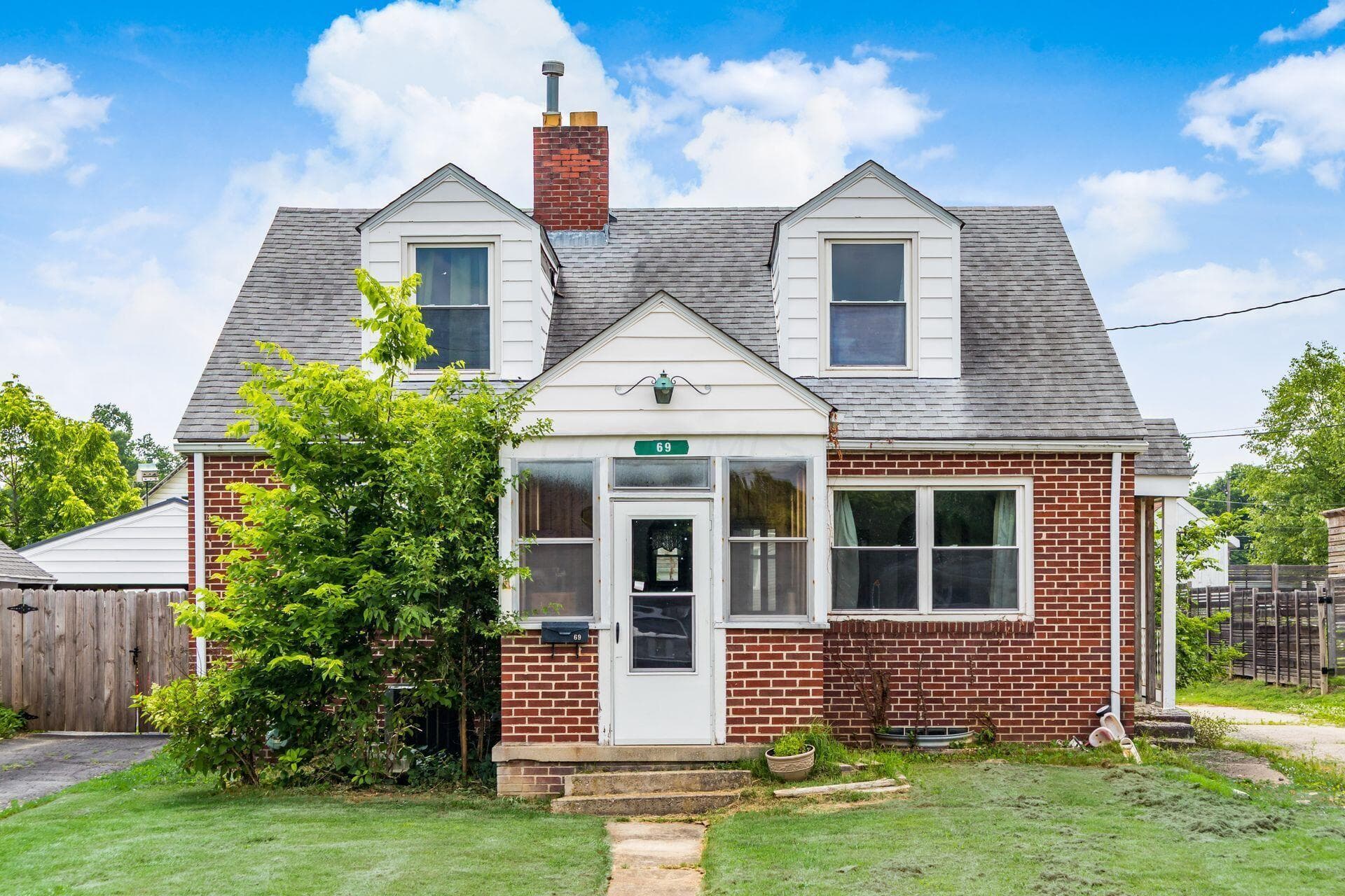 69 Mill Road, West Jefferson, OH 43162