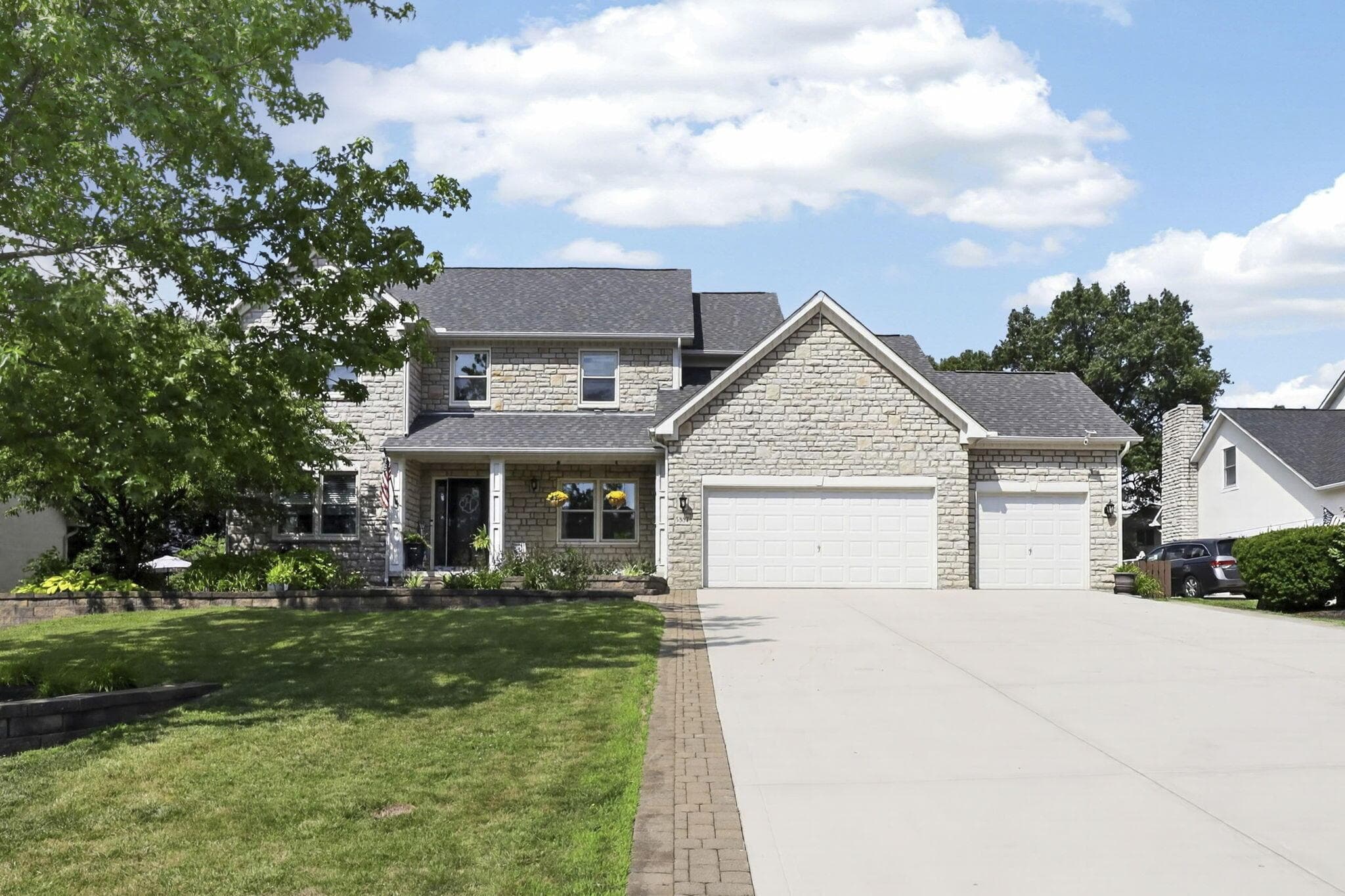5887 Highland Hills Drive, Westerville, OH 43082