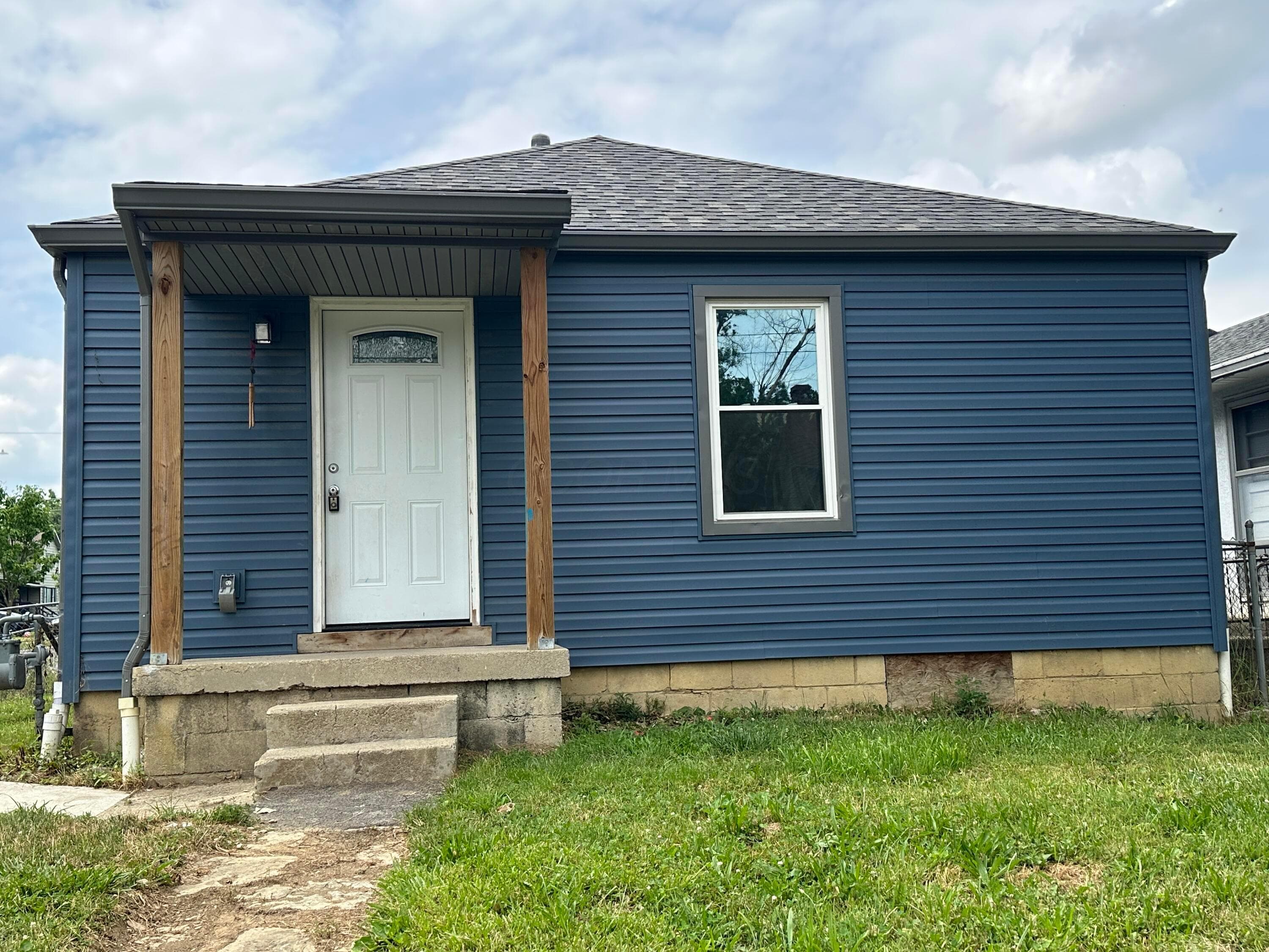 2515 PARKWOOD Avenue, Columbus, OH 43211