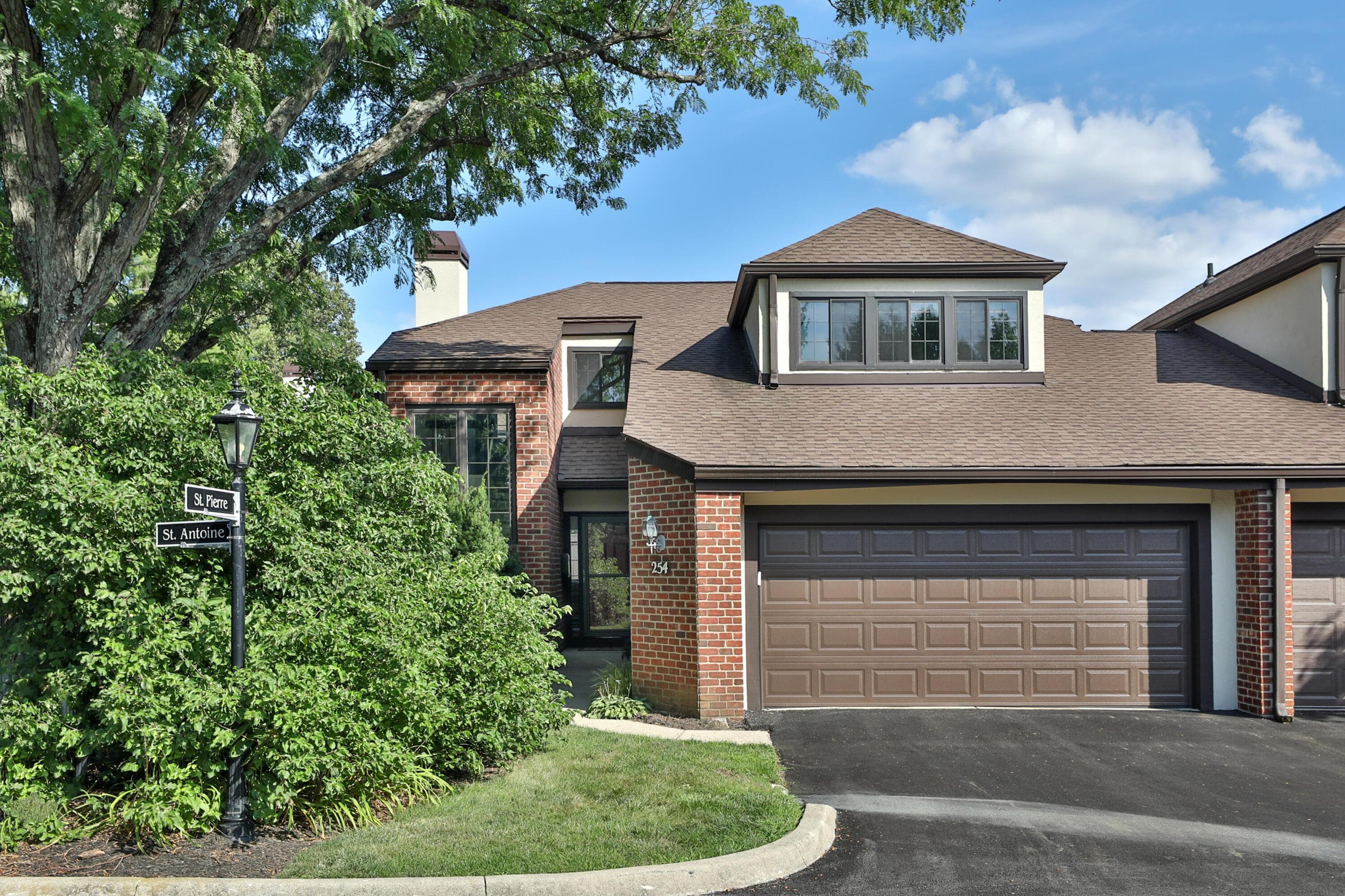 254 Saint Antoine Street, Columbus, OH 43085