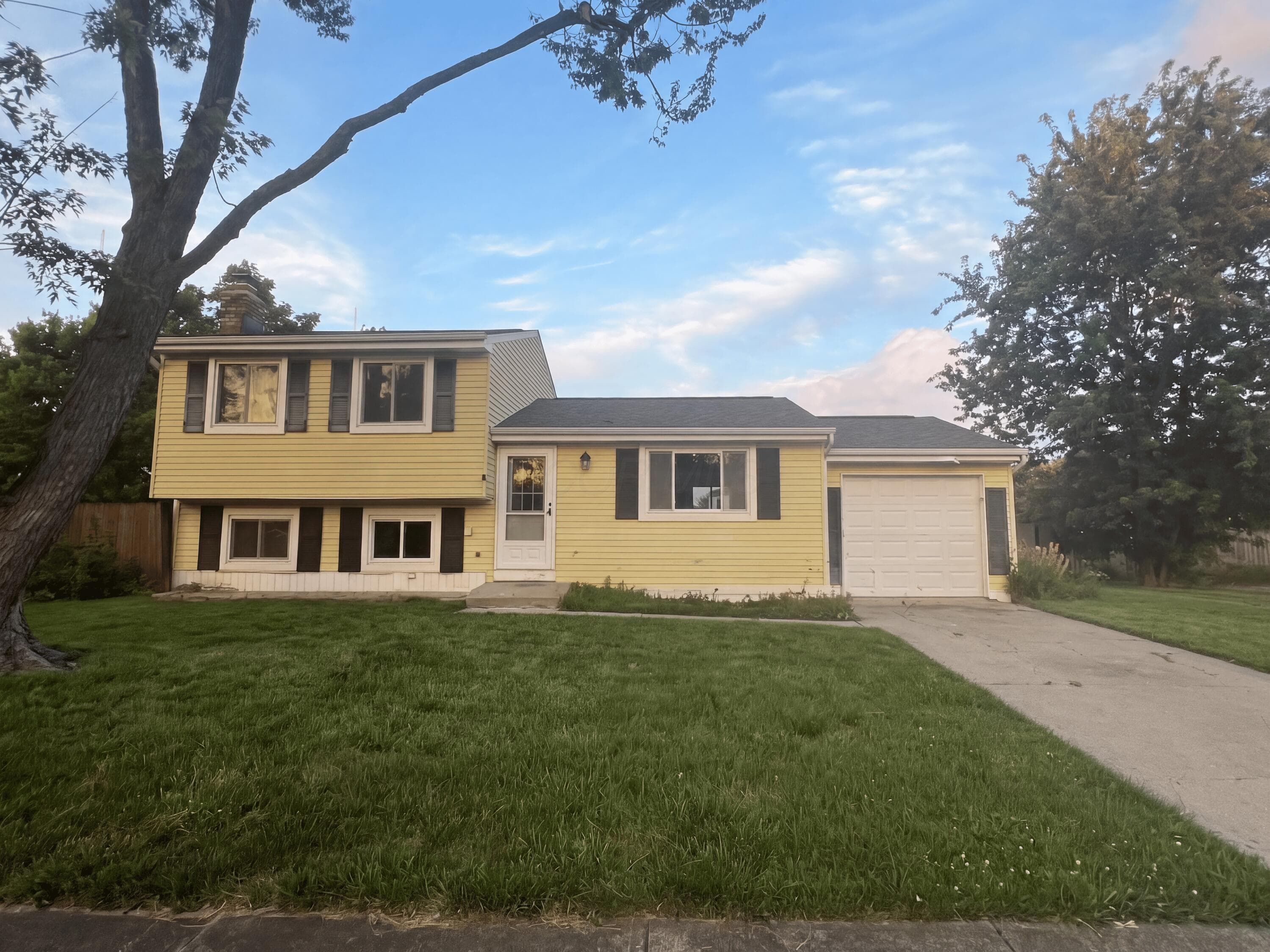 2290 Turquoise Drive, Grove City, OH 43123