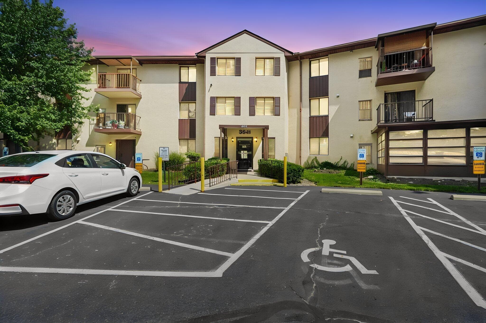 3941 Karl Road #218, Columbus, OH 43224