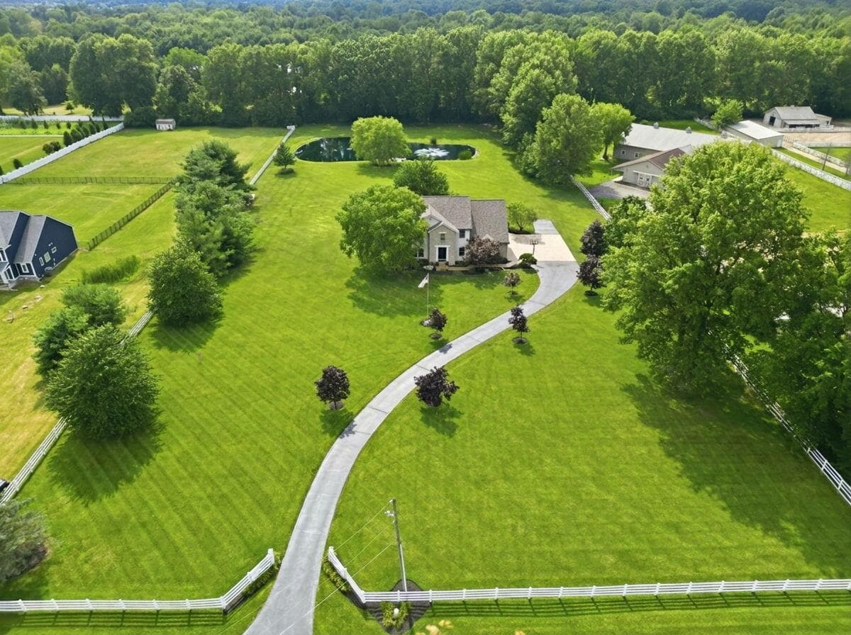 1835 Dixon Road, Blacklick, OH 43004