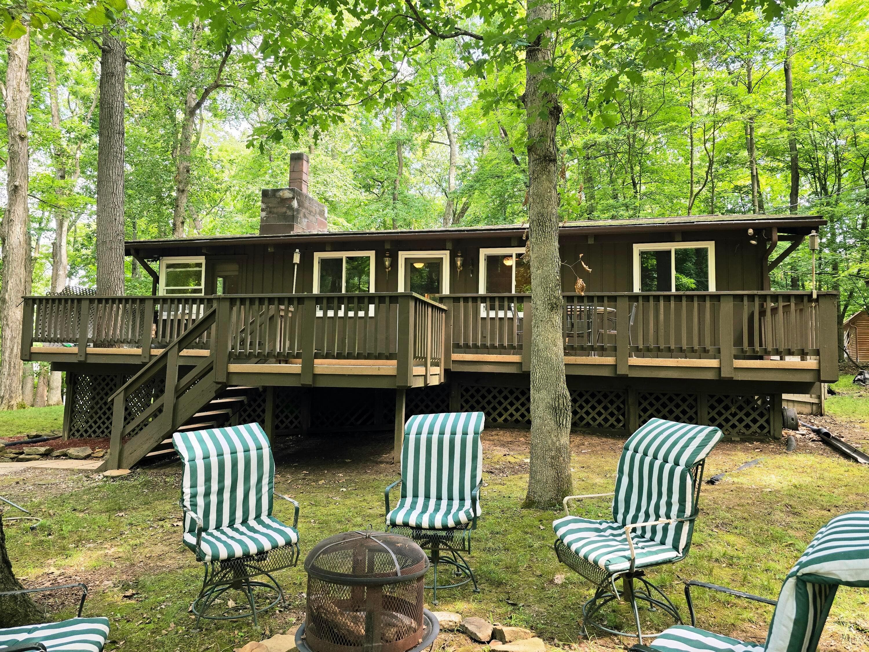 591 Catawba Court, Hide A Way Hills, OH 43107