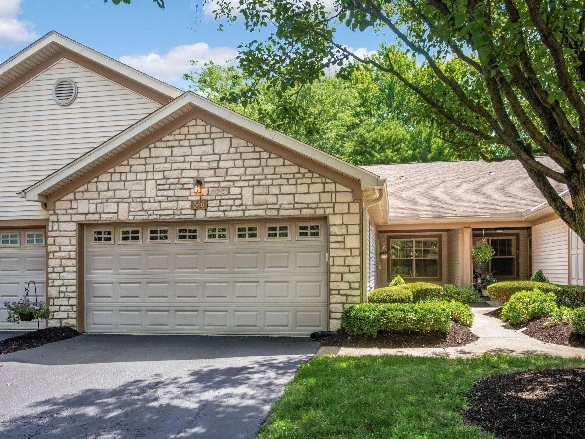 366 Crescent Court, Westerville, OH 43081
