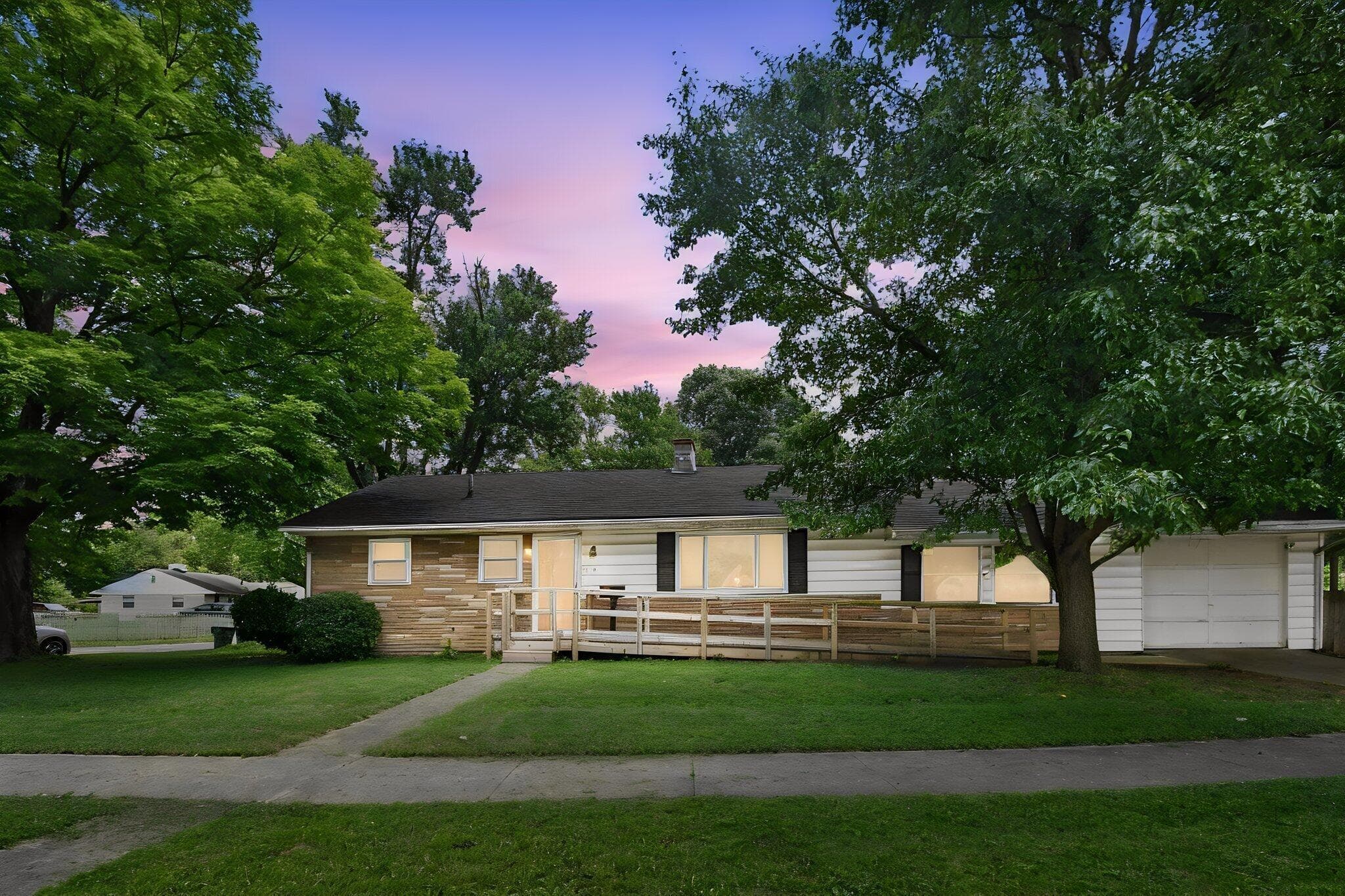916 S Hampton Road, Columbus, OH 43227