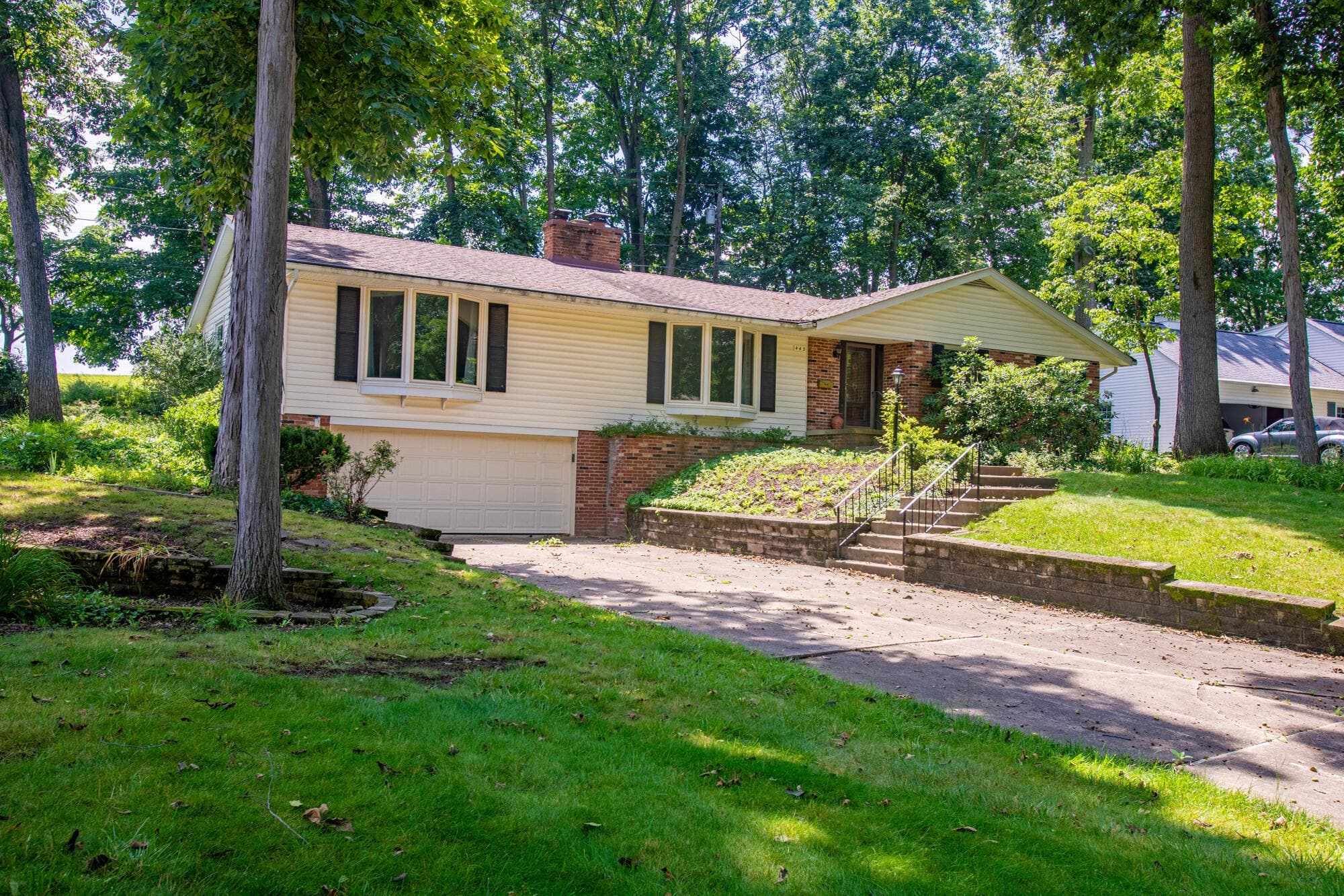 445 S Countryside Drive, Ashland, OH 44805
