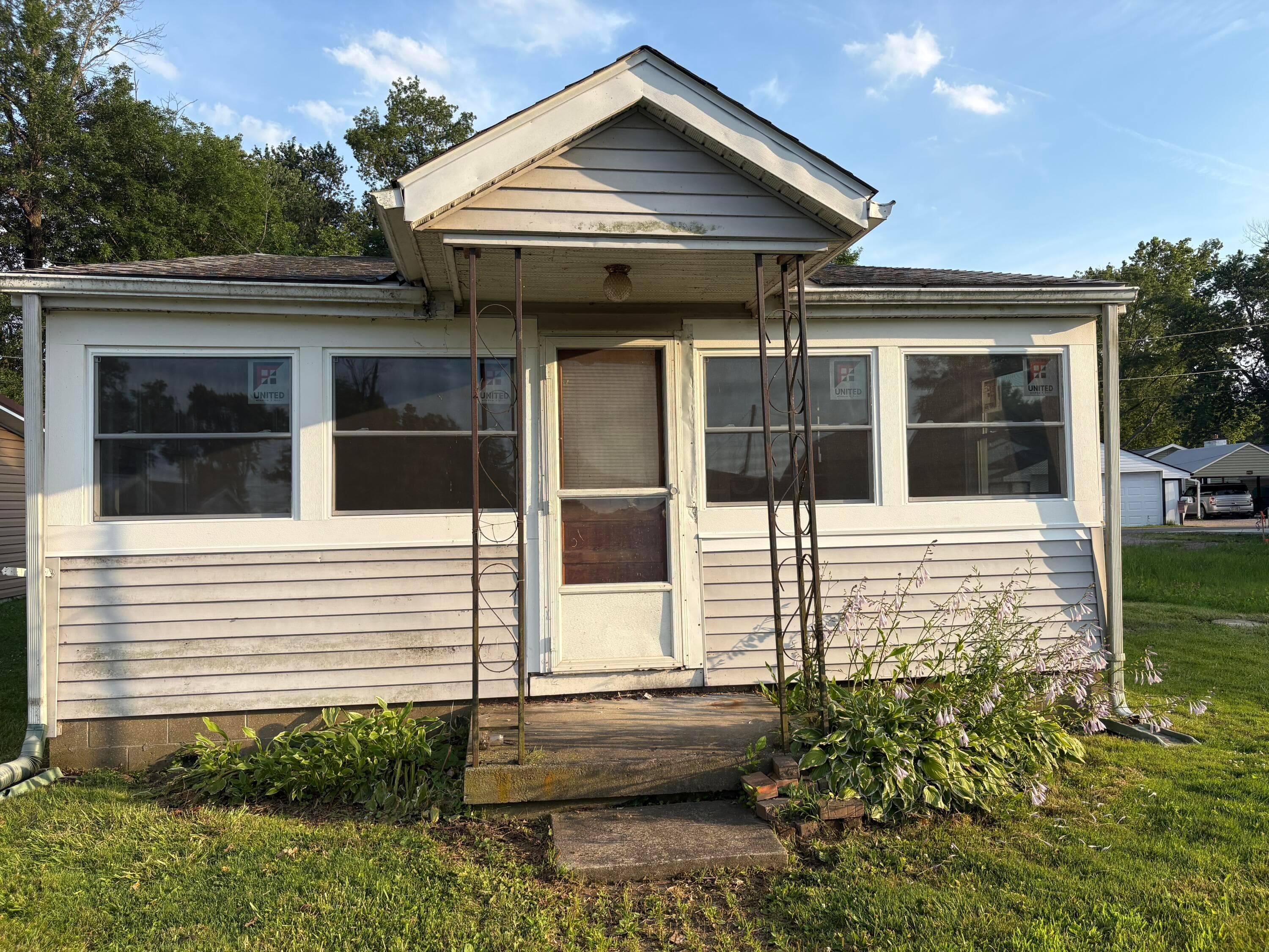 4956 Island Drive NE, Thornville, OH 43076