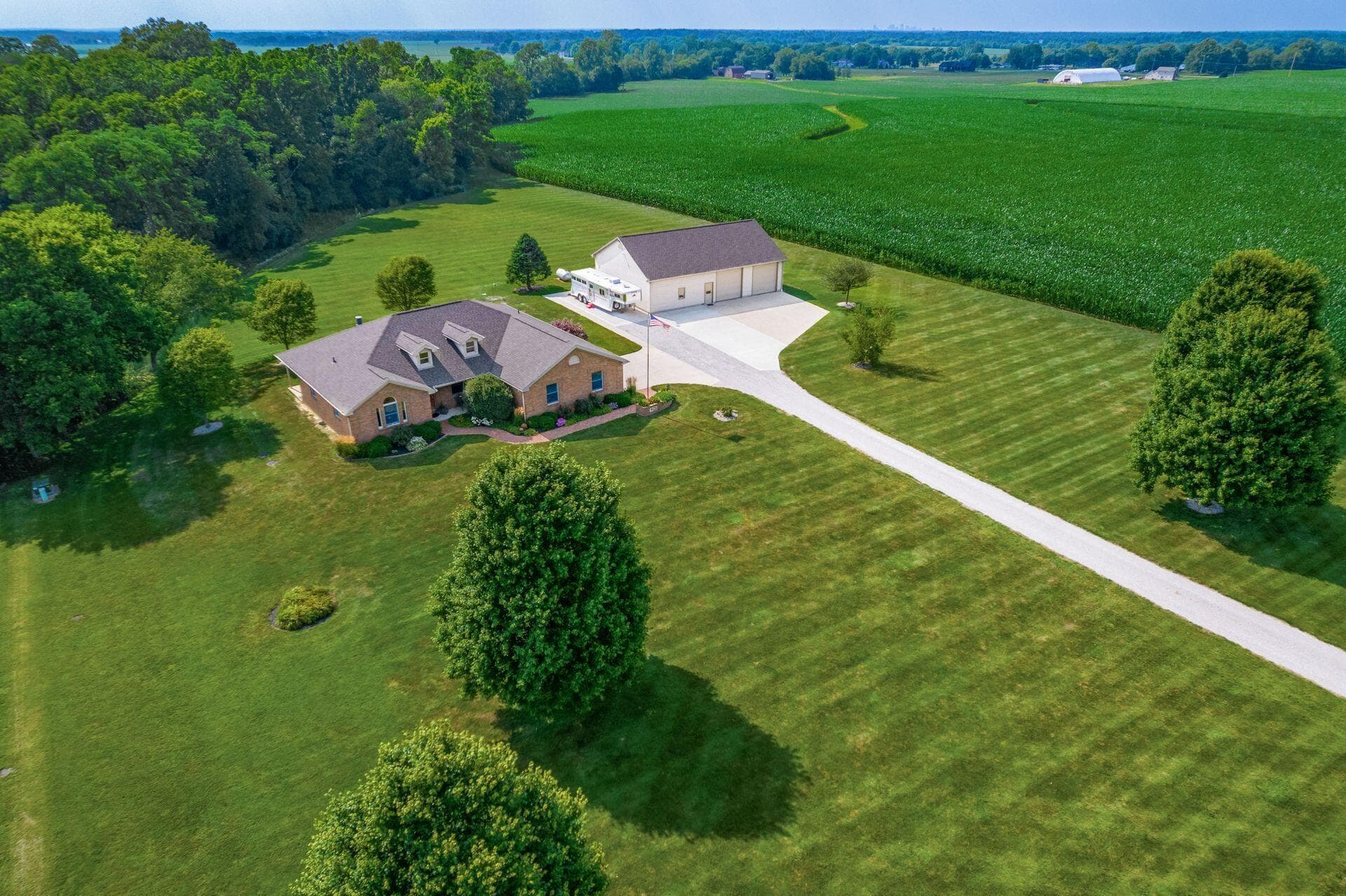 9421 Winchester Road, Groveport, OH 43125