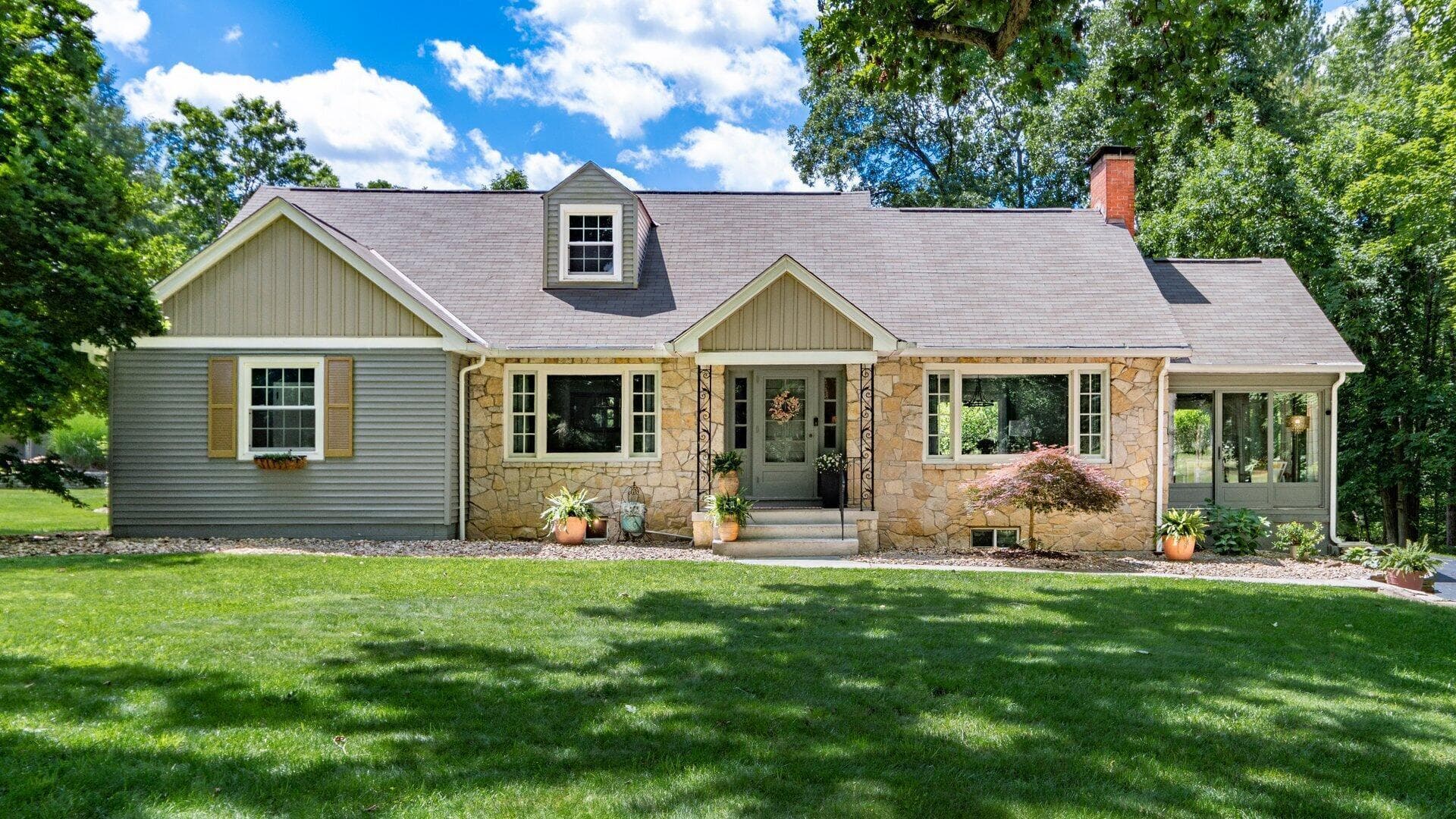 1272 Country Club Drive, Zanesville, OH 43701