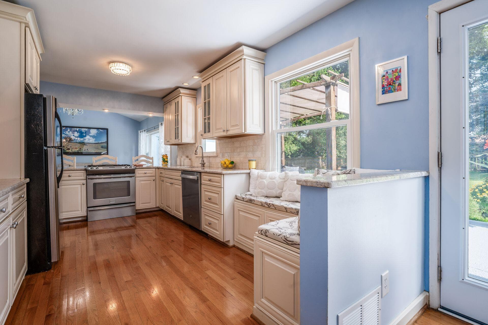 210 Fairlawn Drive, Columbus, OH 43214