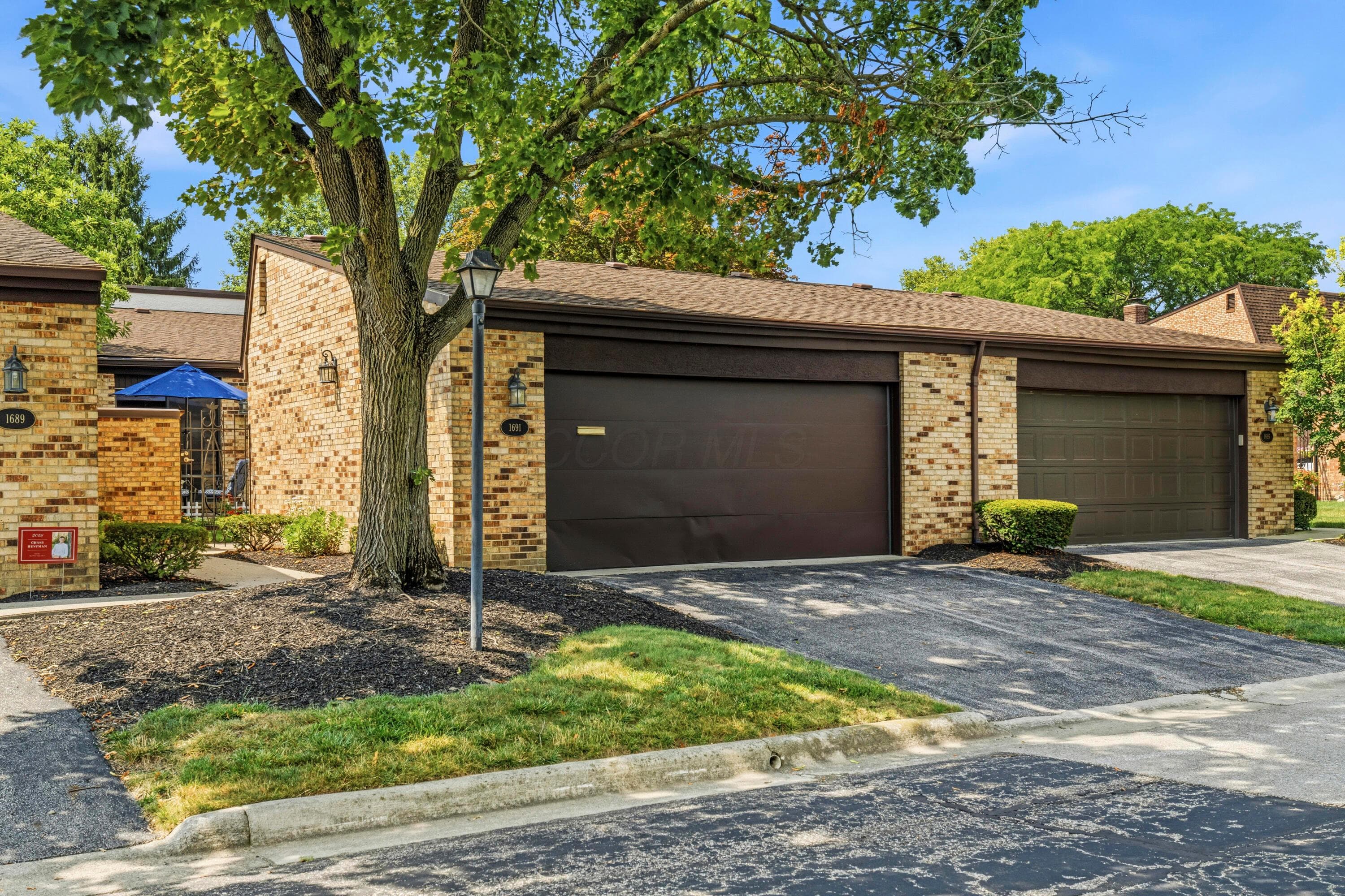 1691 Arlingate Drive N, Upper Arlington, OH 43220