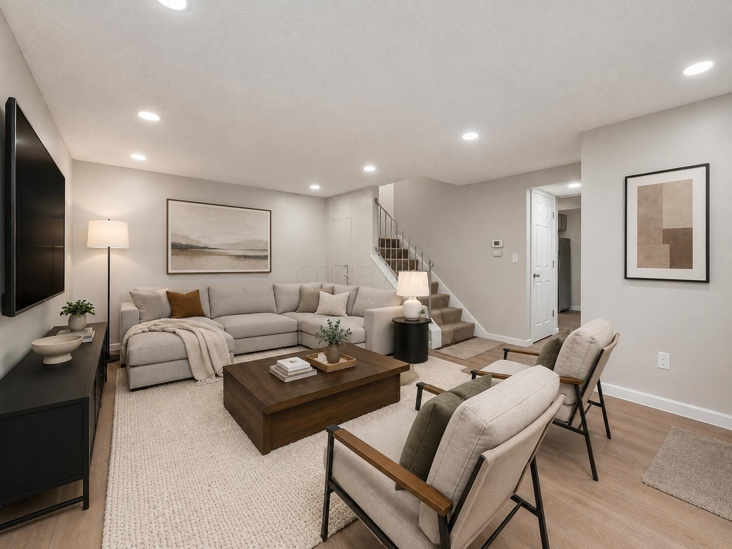 660 Cherry Hollow Road #E, Columbus, OH 43228