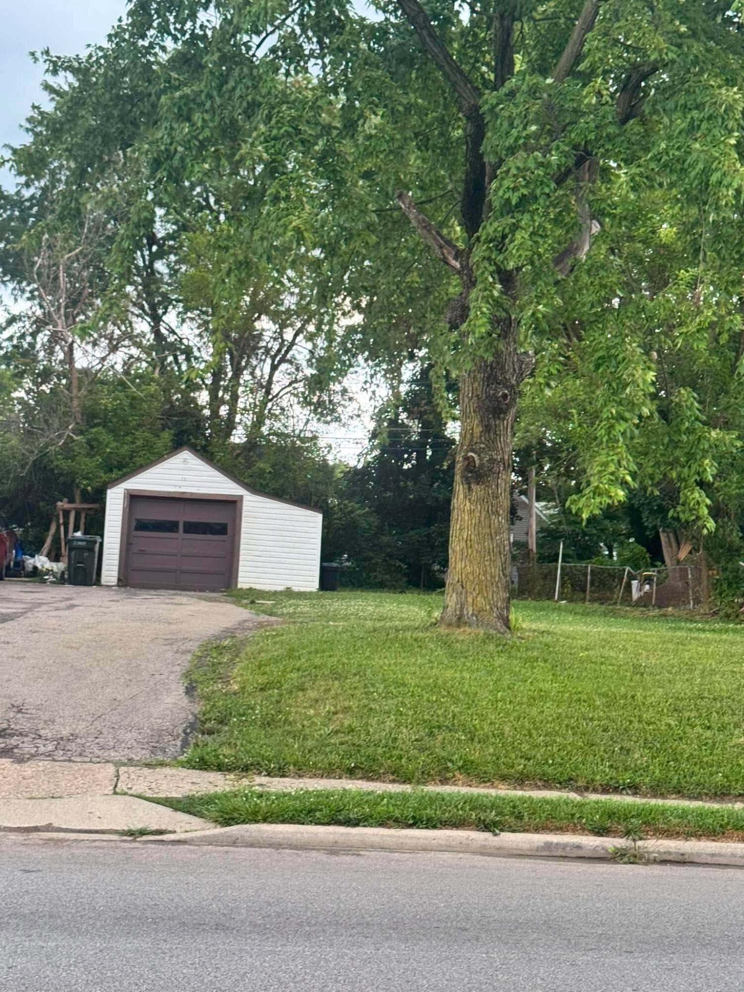 2362 Joyce Avenue, Columbus, OH 43211