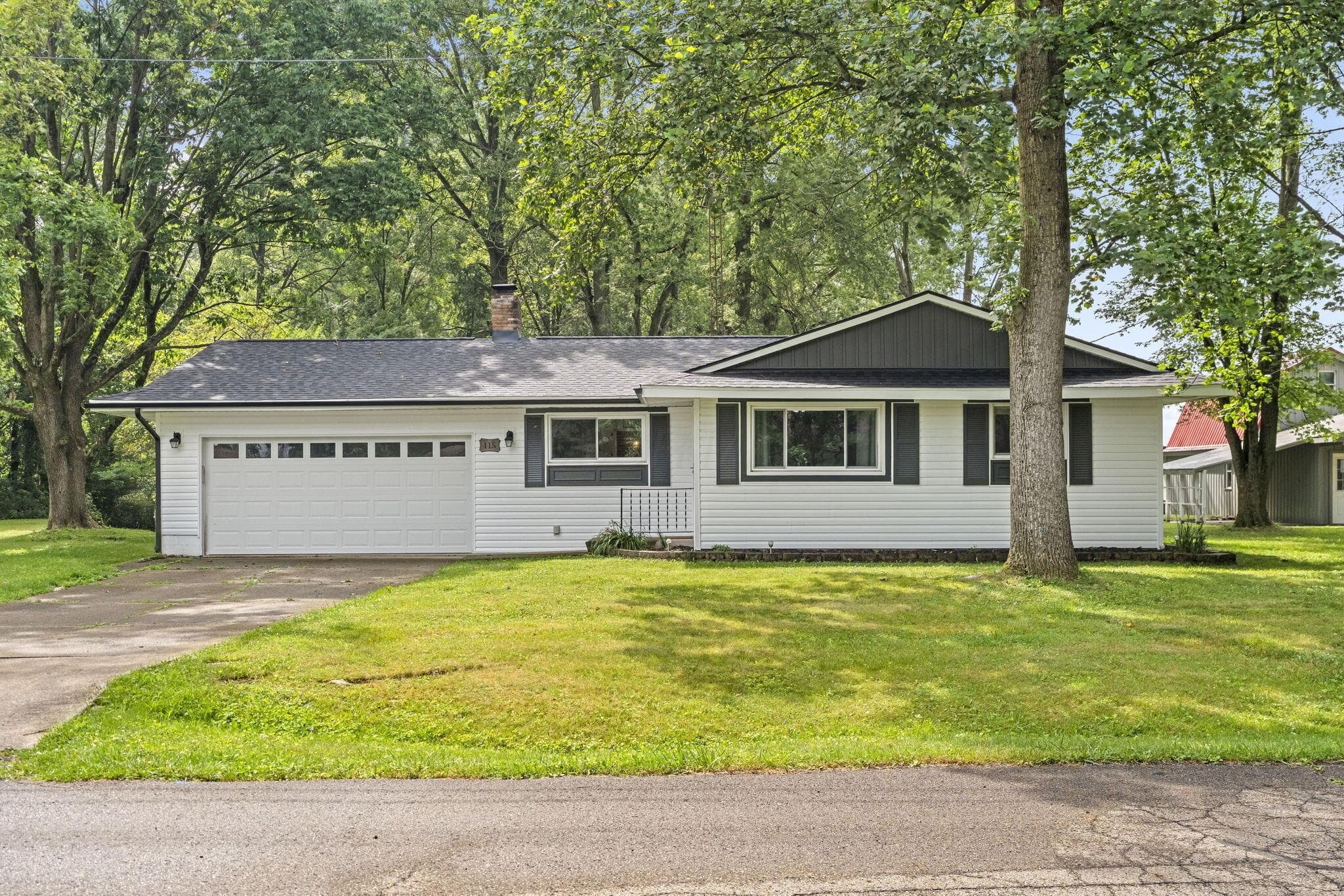 115 Sands Drive, Hebron, OH 43025