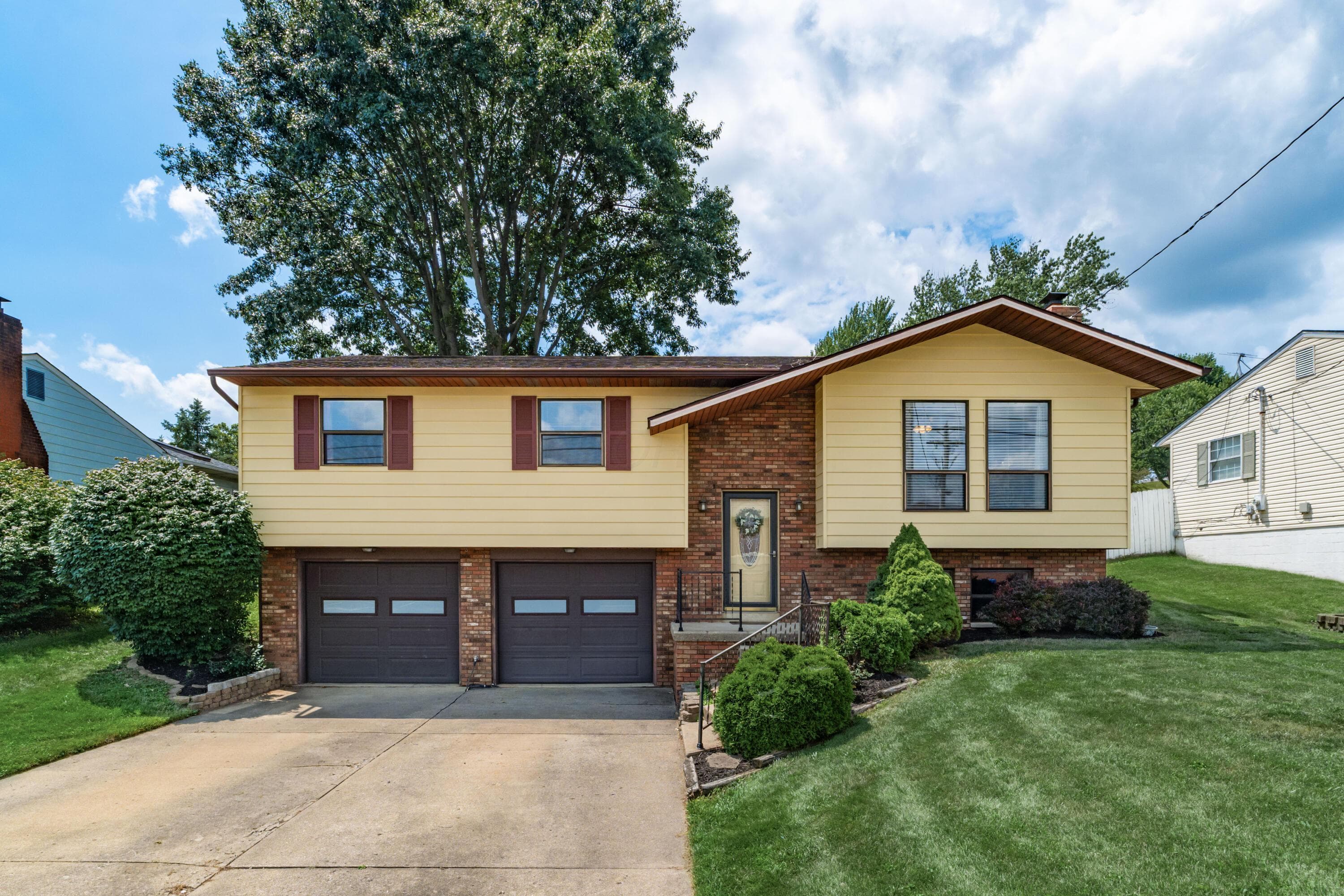 137 Whittier Drive S, Lancaster, OH 43130