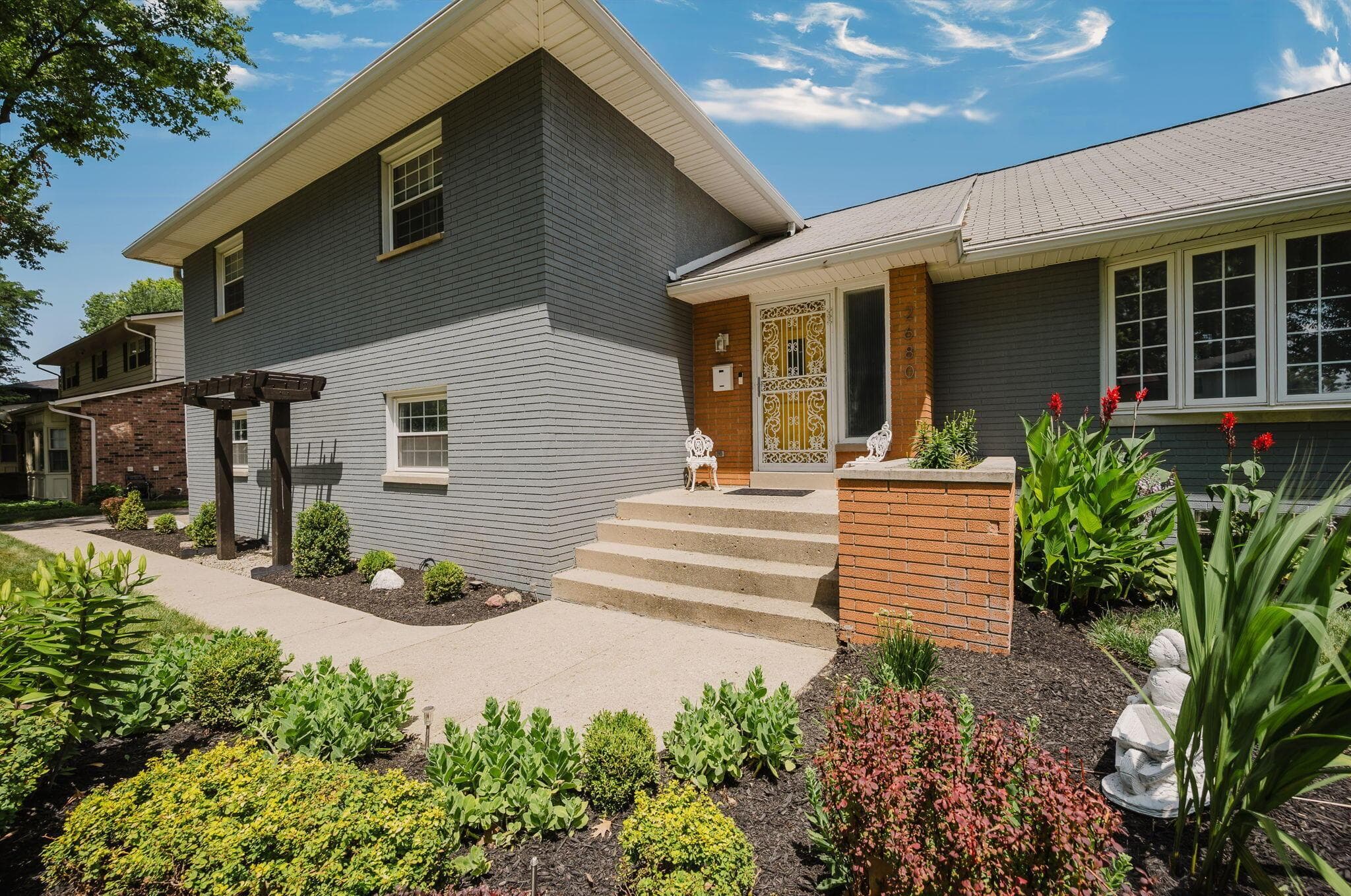2680 Mitzi Drive, Columbus, OH 43209