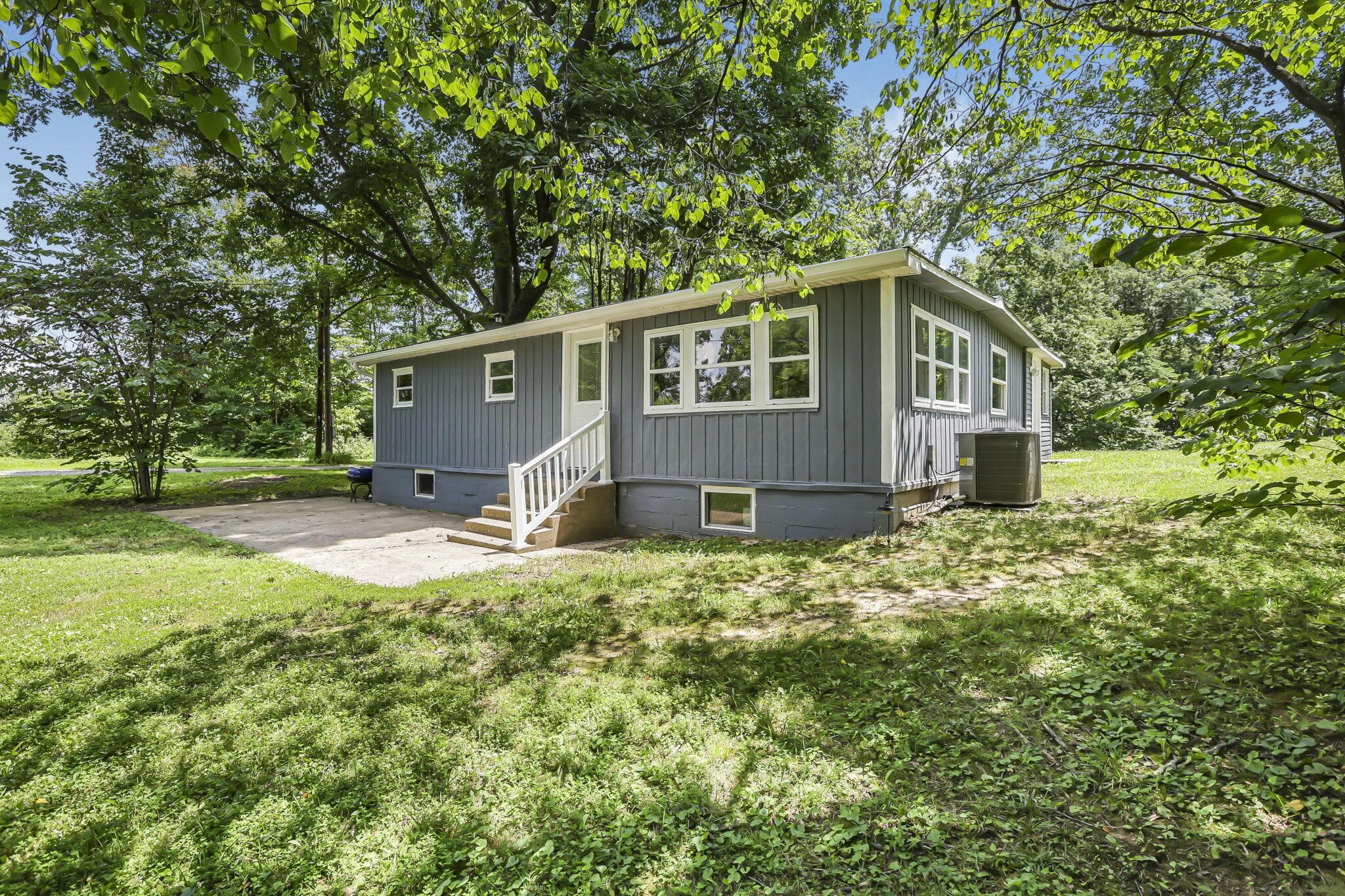 921 Connett Road, Nelsonville, OH 45764