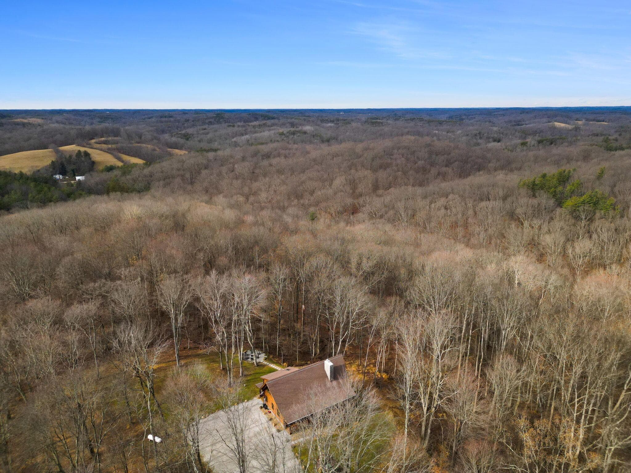 19245 Rauber Road, Logan, OH 43138