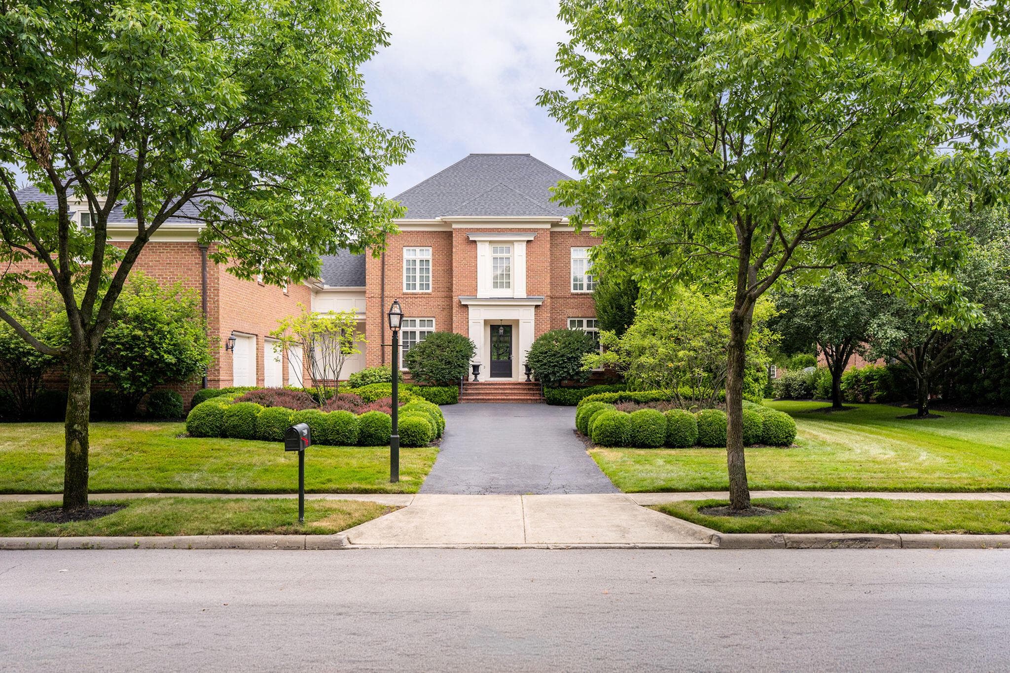 7200 Ashcombe Court, New Albany, OH 43054