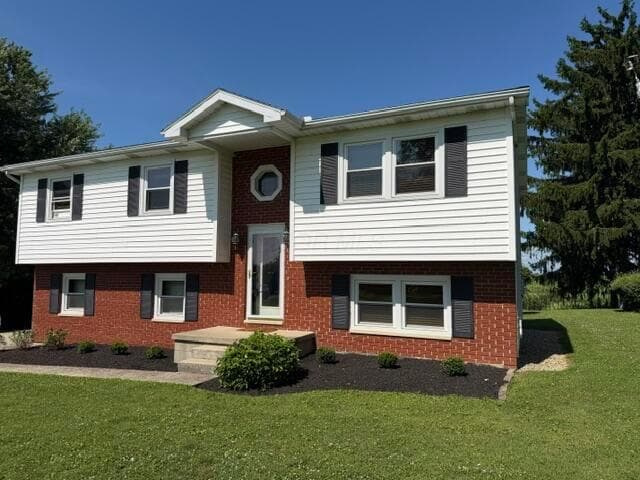 8225 Fosnaugh School Road SW, Stoutsville, OH 43154