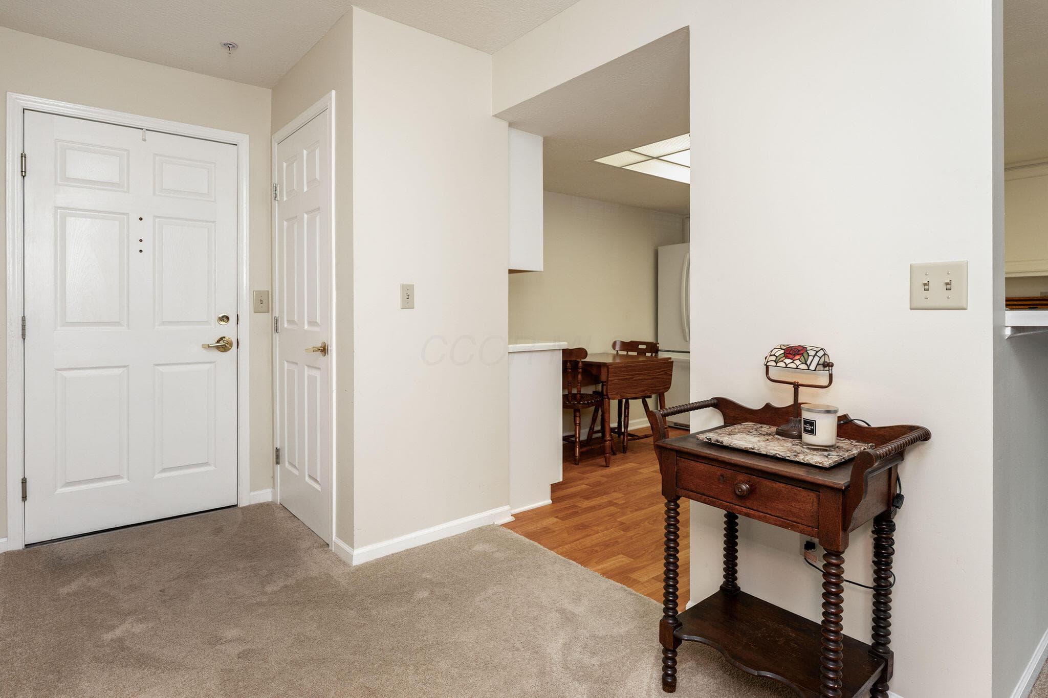 5935 N High Street #305, Worthington, OH 43085