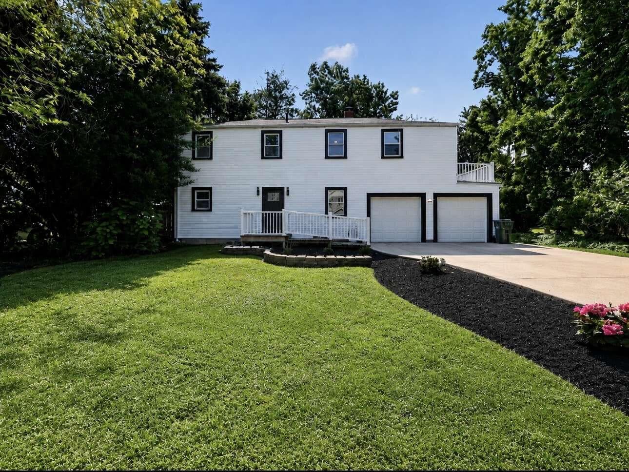 4 Owaissa Drive, Eastlake, OH 44095