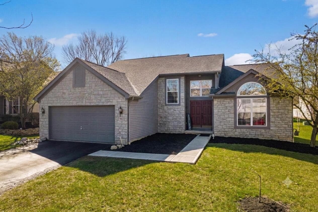 943 Sandrock Avenue, Reynoldsburg, OH
