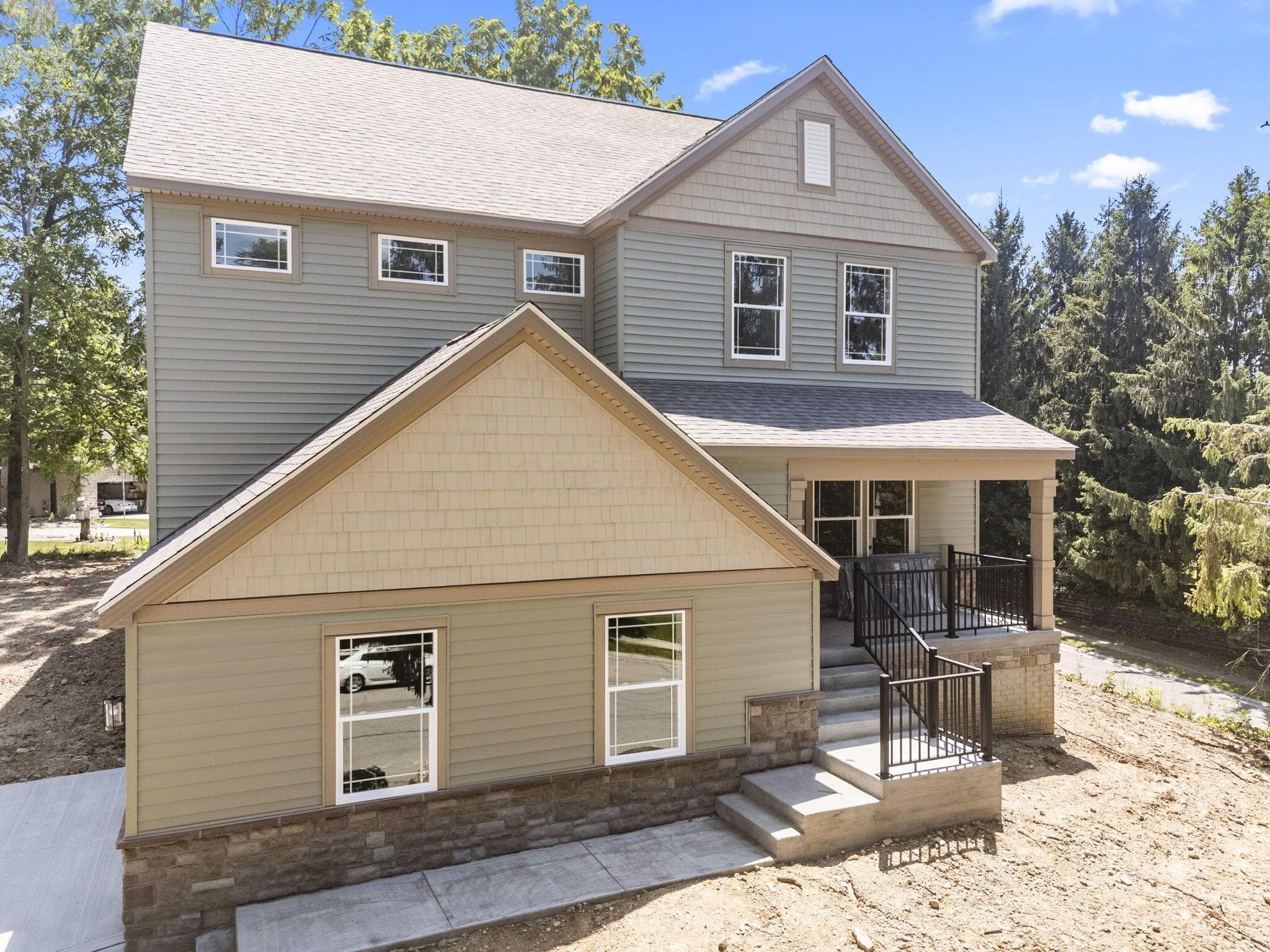 1800 Whispering Pines Lane, Bellefontaine, OH 43311