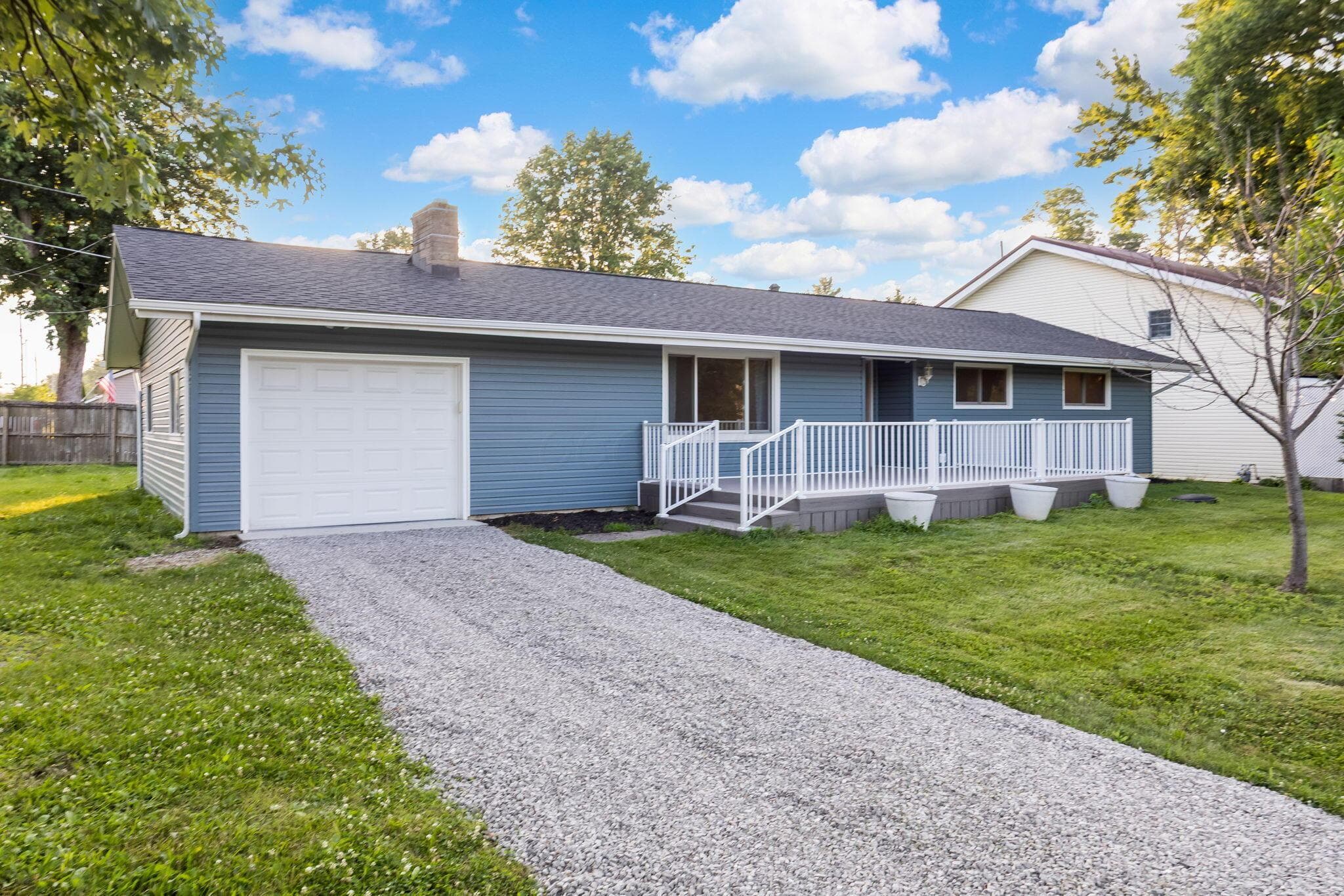 13375 Laurel Road NE, Thornville, OH 43076