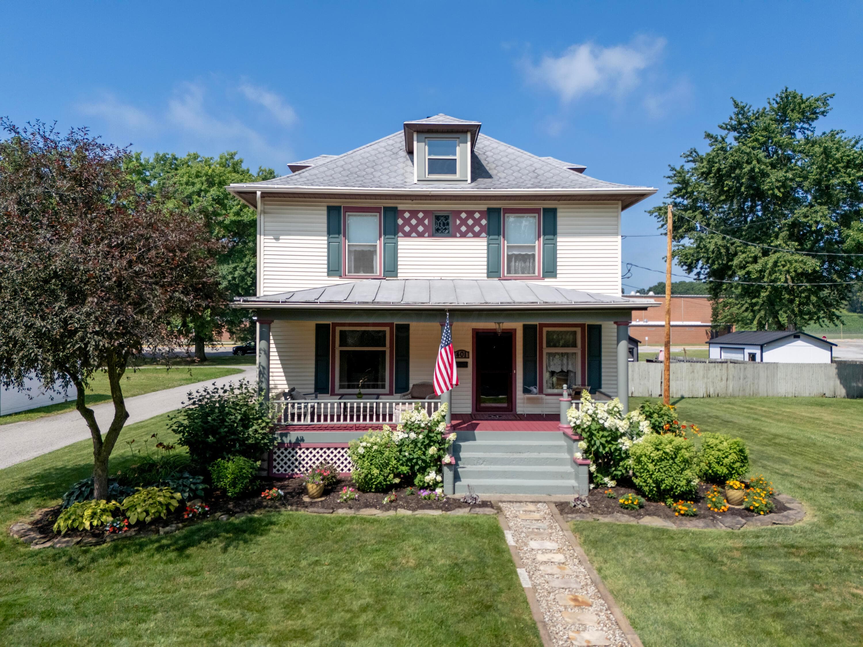 401 N Mount Vernon Avenue, Loudonville, OH 44842