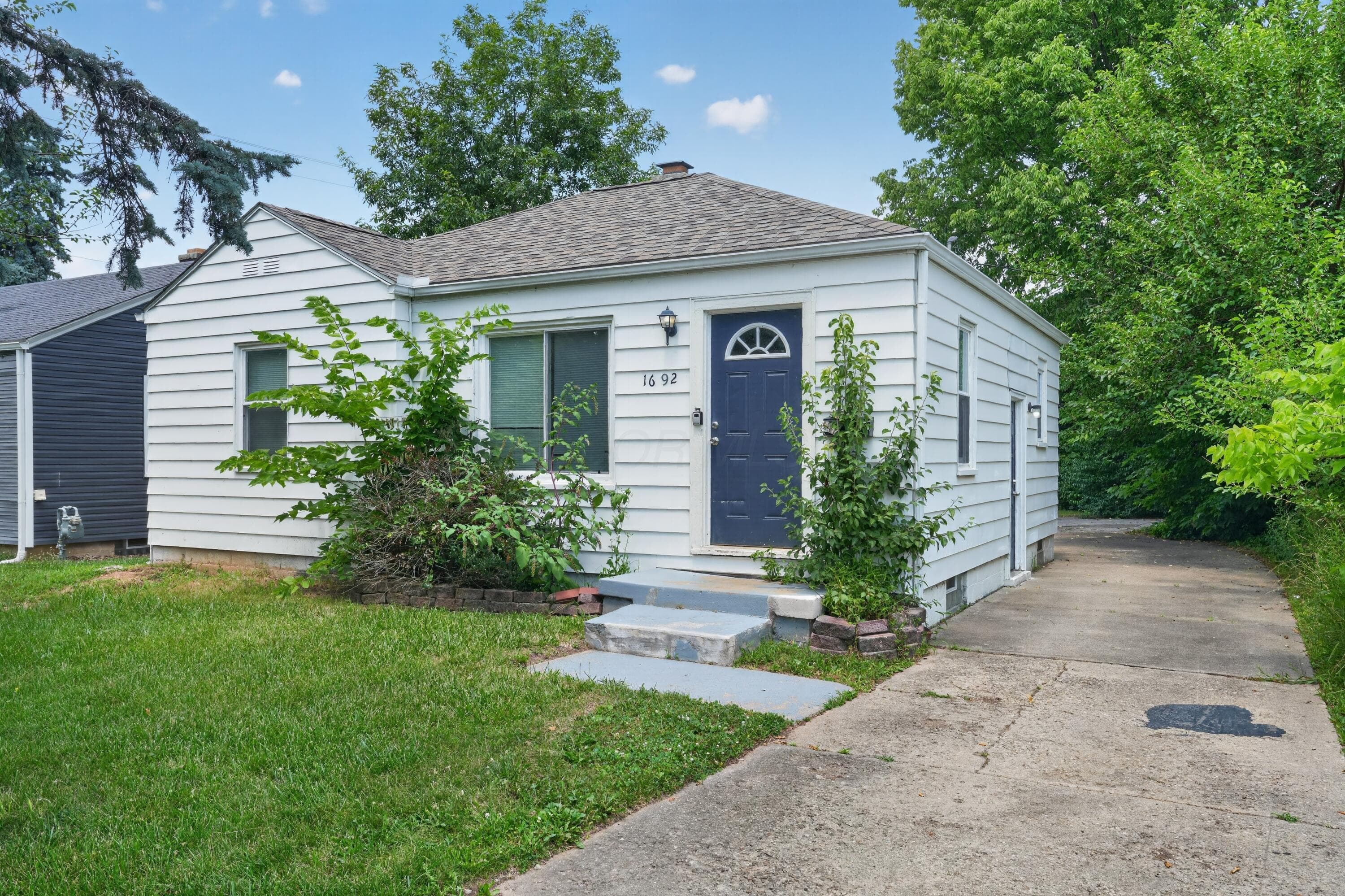 1692 E Kossuth Street, Columbus, OH 43206