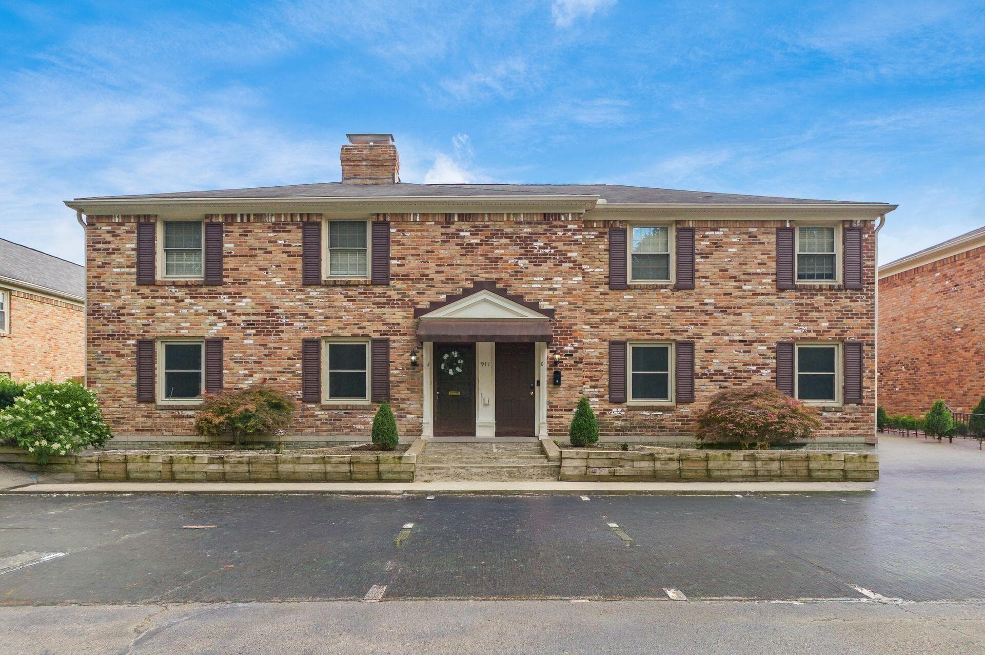 911 Manor Lane #J, Columbus, OH 43221