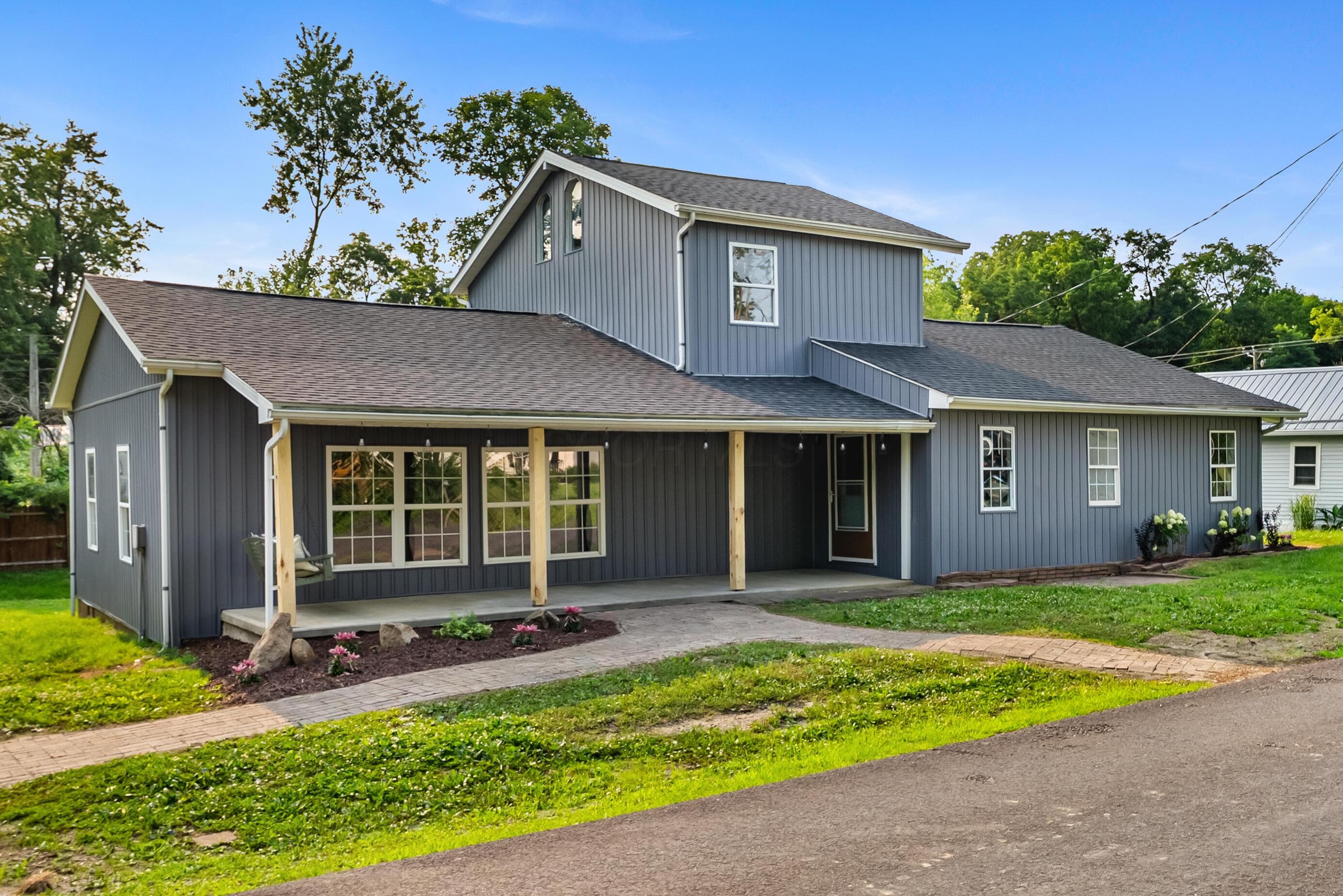 13325 Pine Road NE, Thornville, OH 43076