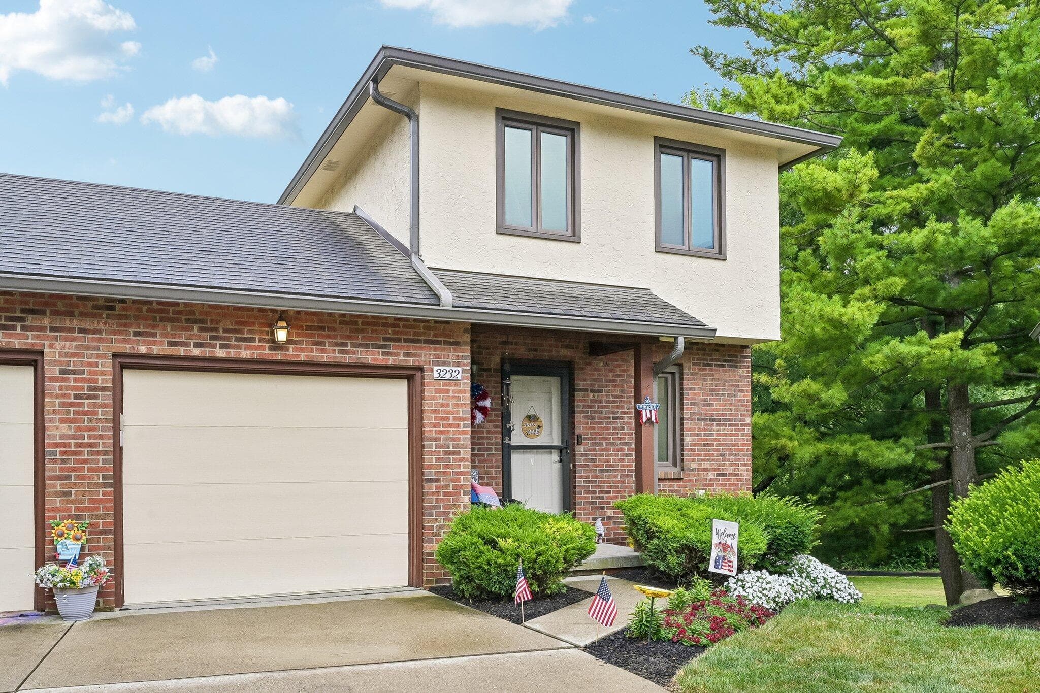 3232 Parkview Circle, Grove City, OH 43123
