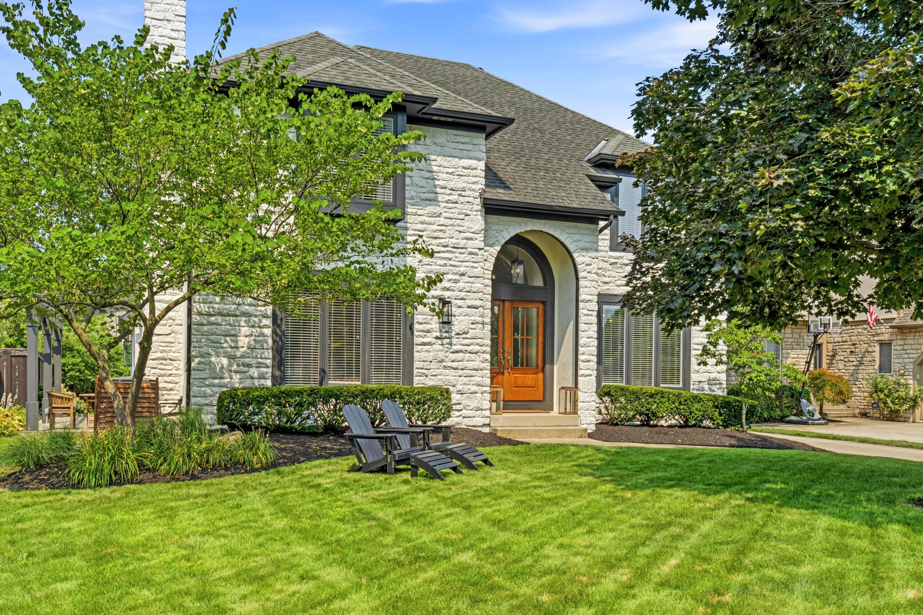 3411 Sunset Drive, Upper Arlington, OH 43221