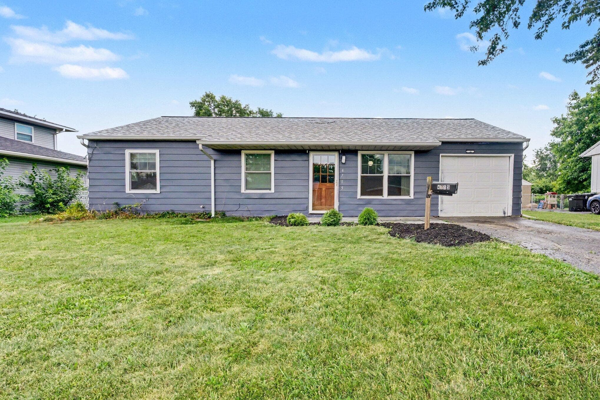 4715 Arnold Avenue, Columbus, OH 43228