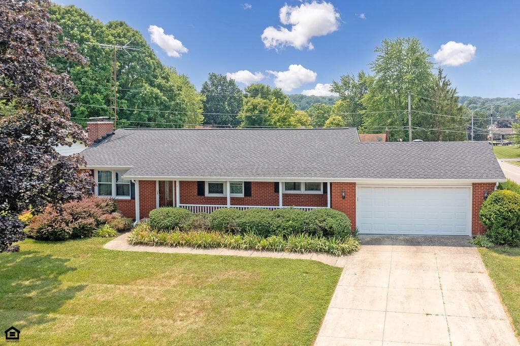 2 Upland Terrace, Mount Vernon, OH