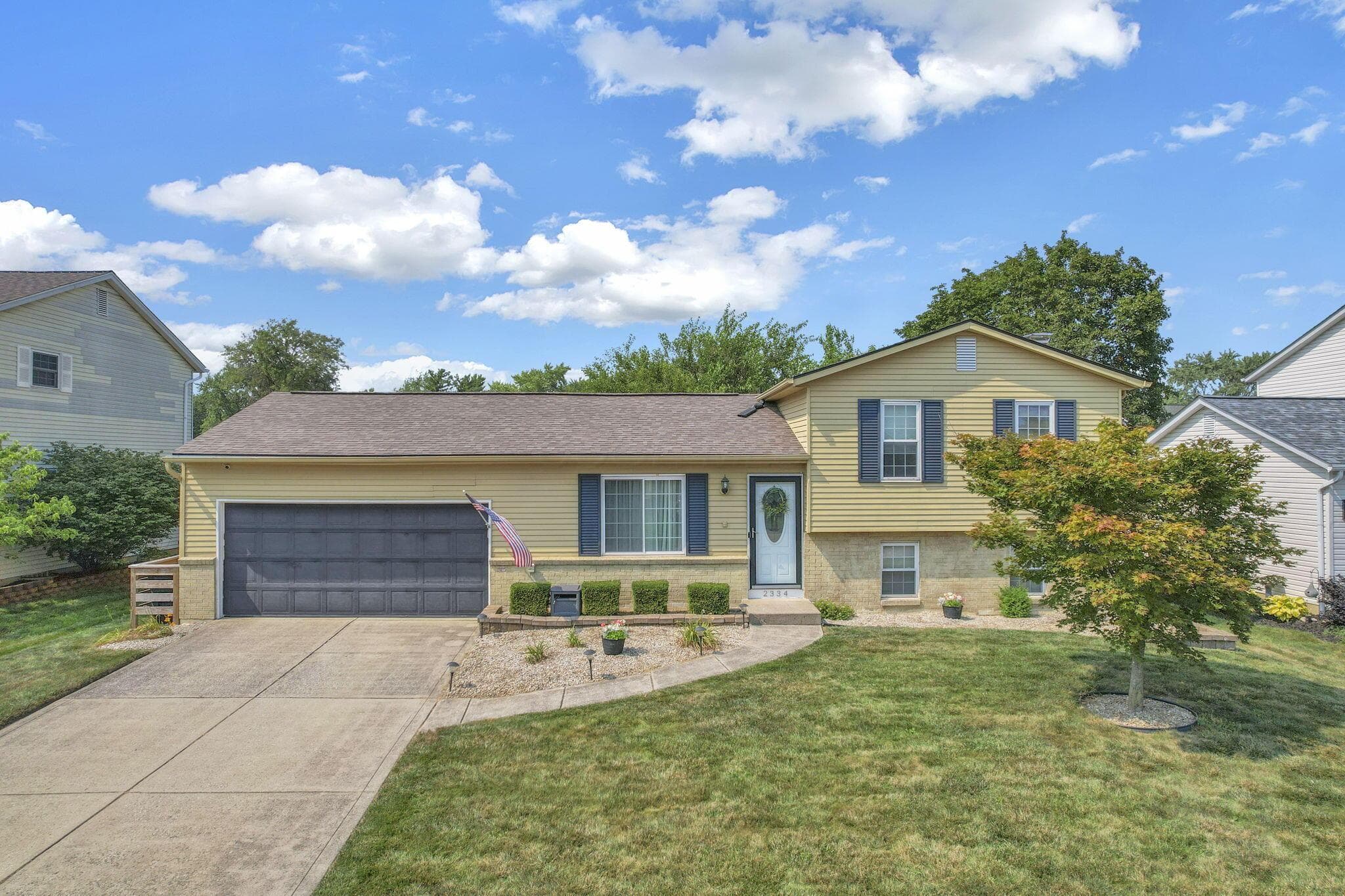 2334 Park Ridge Drive, Grove City, OH