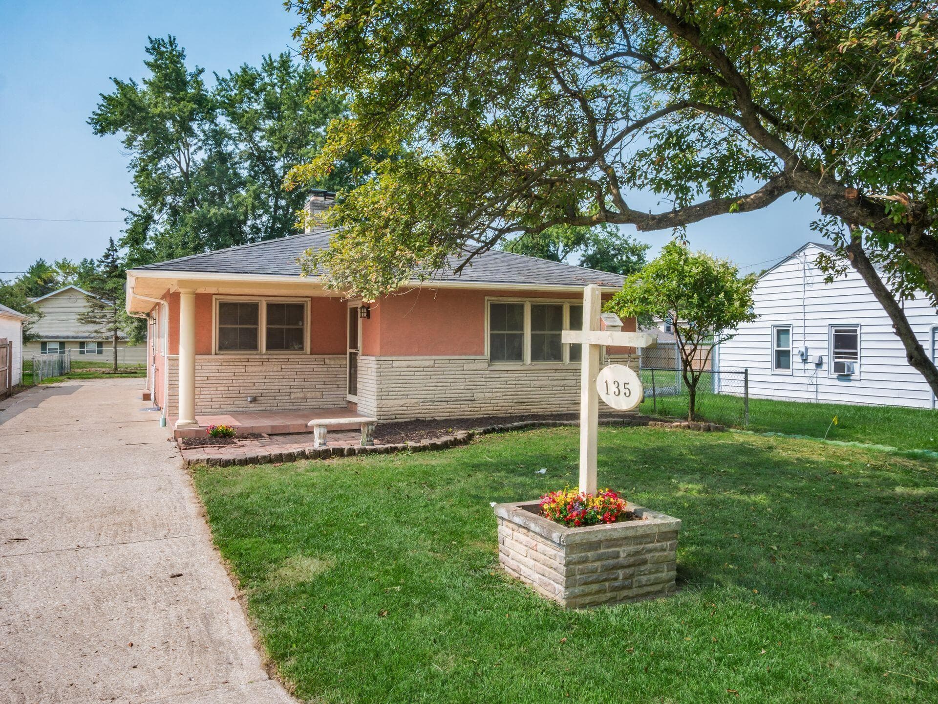 135 Marilla Road, Columbus, OH 43207
