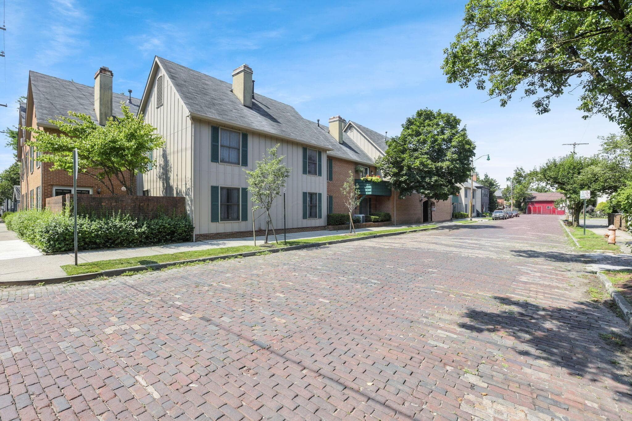 249 E Kossuth Street #C, Columbus, OH 43206