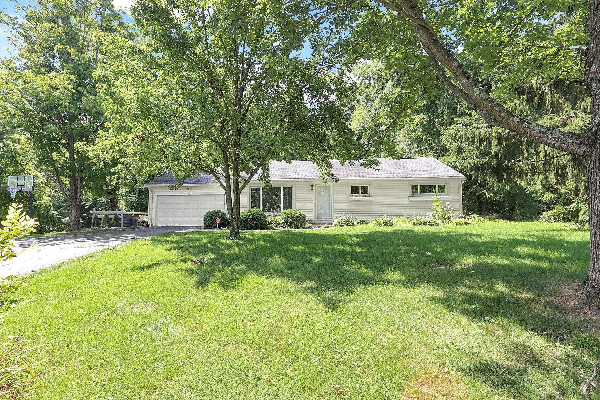 227 Olentangy View Drive, Delaware, OH 43015