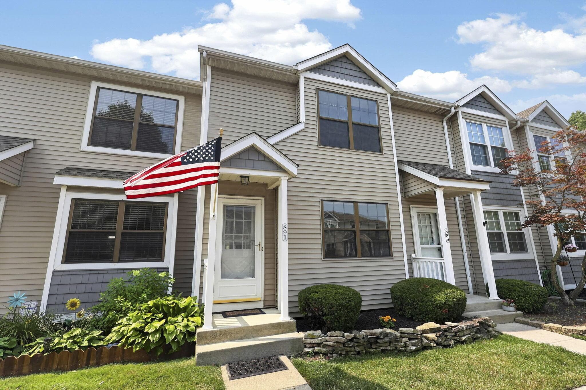 891 Noddymill Lane E #33B, Worthington, OH