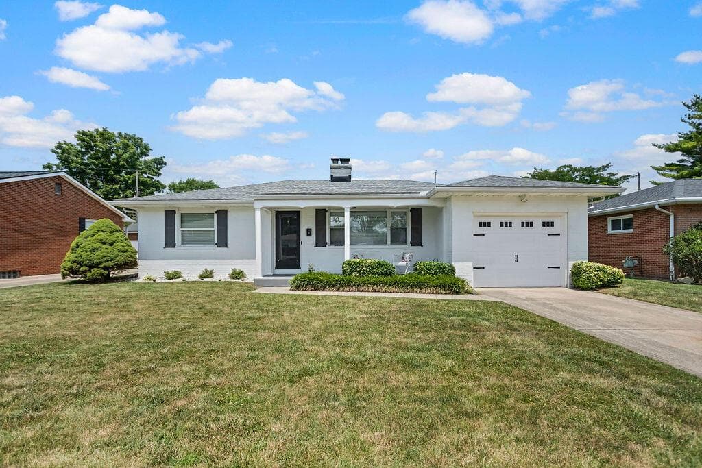 2698 Eugene Avenue, Grove City, OH 43123