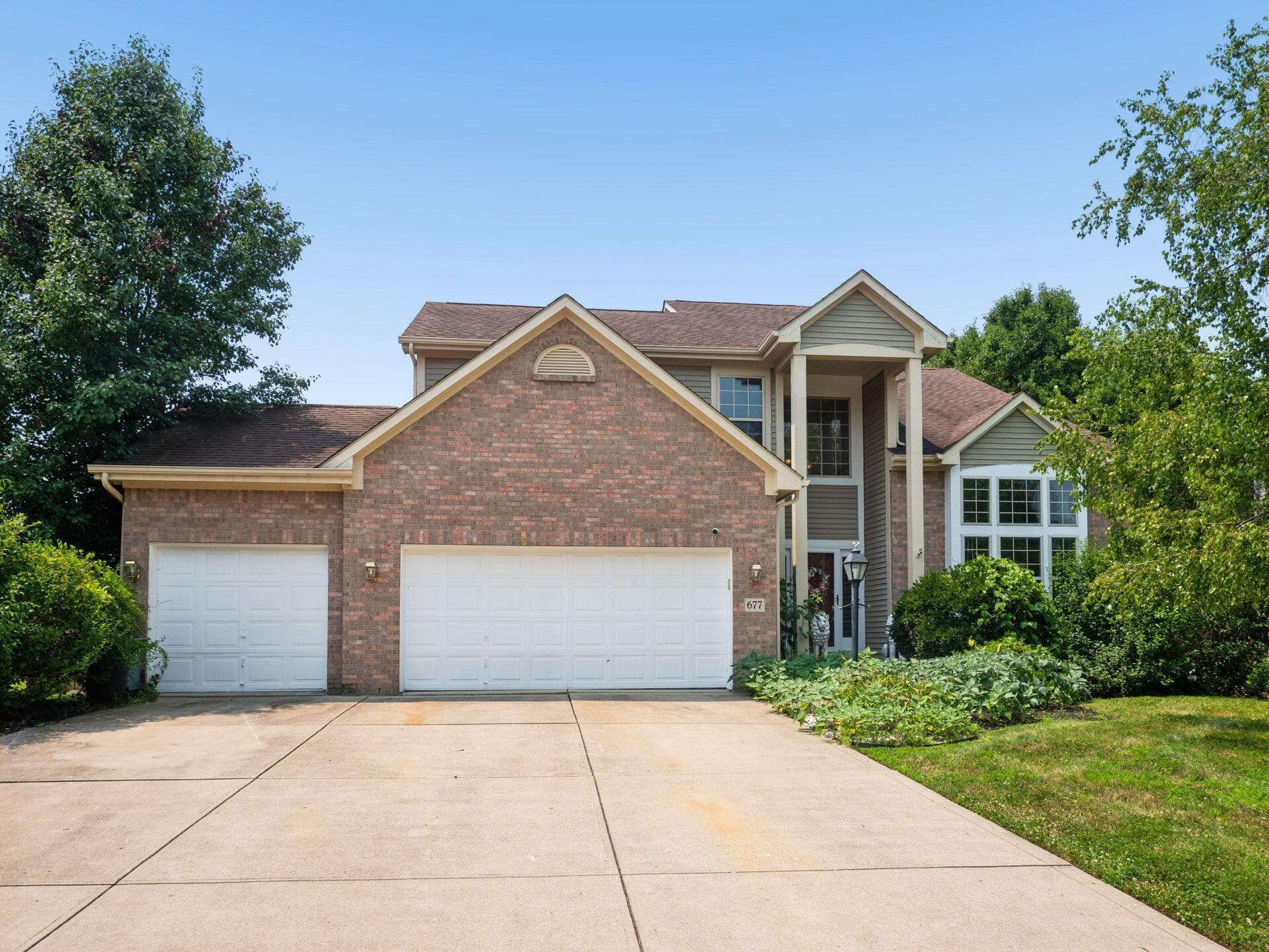677 Montmorency Drive S, Pickerington, OH 43147