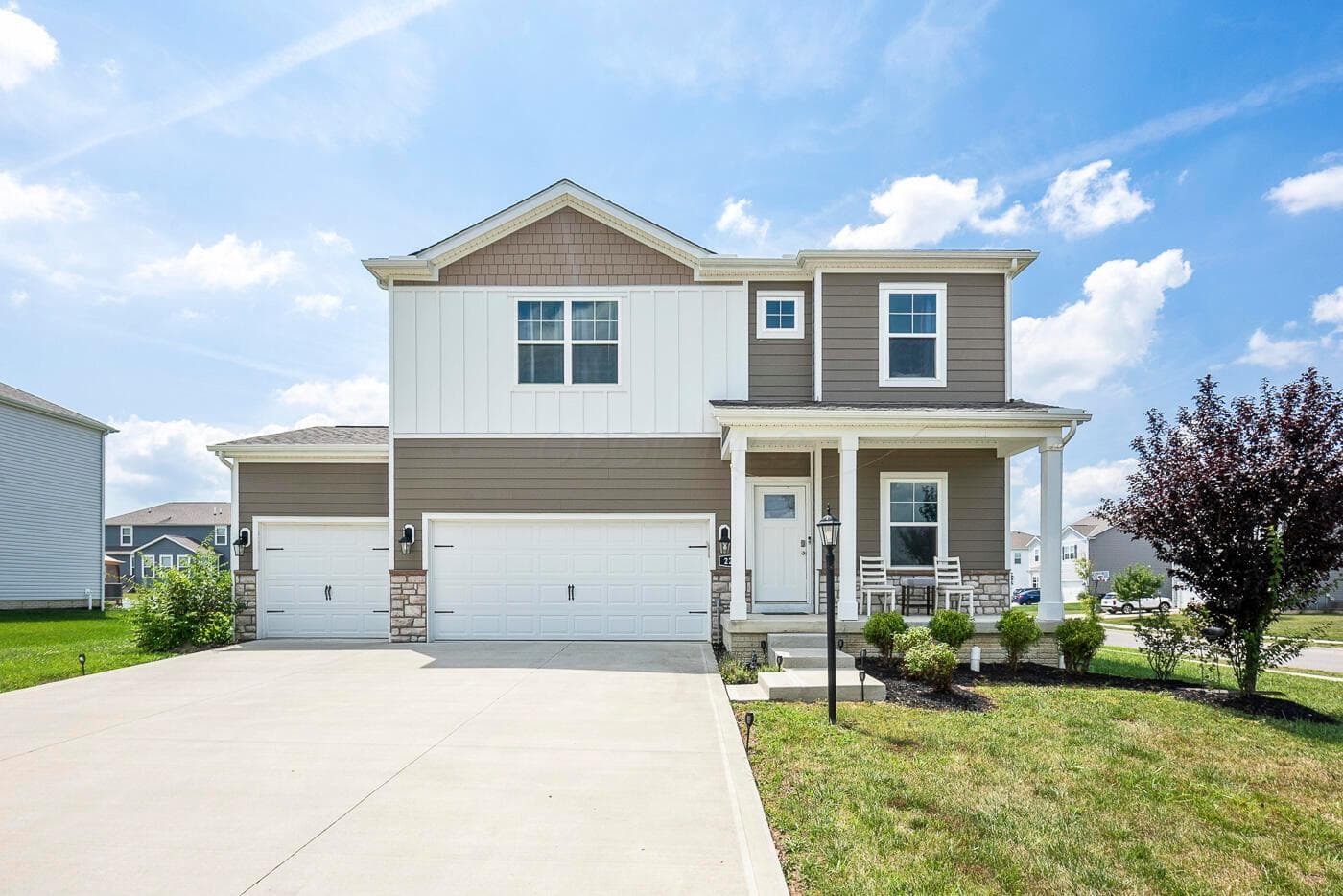 227 Carrowmoore Drive, Pickerington, OH 43147